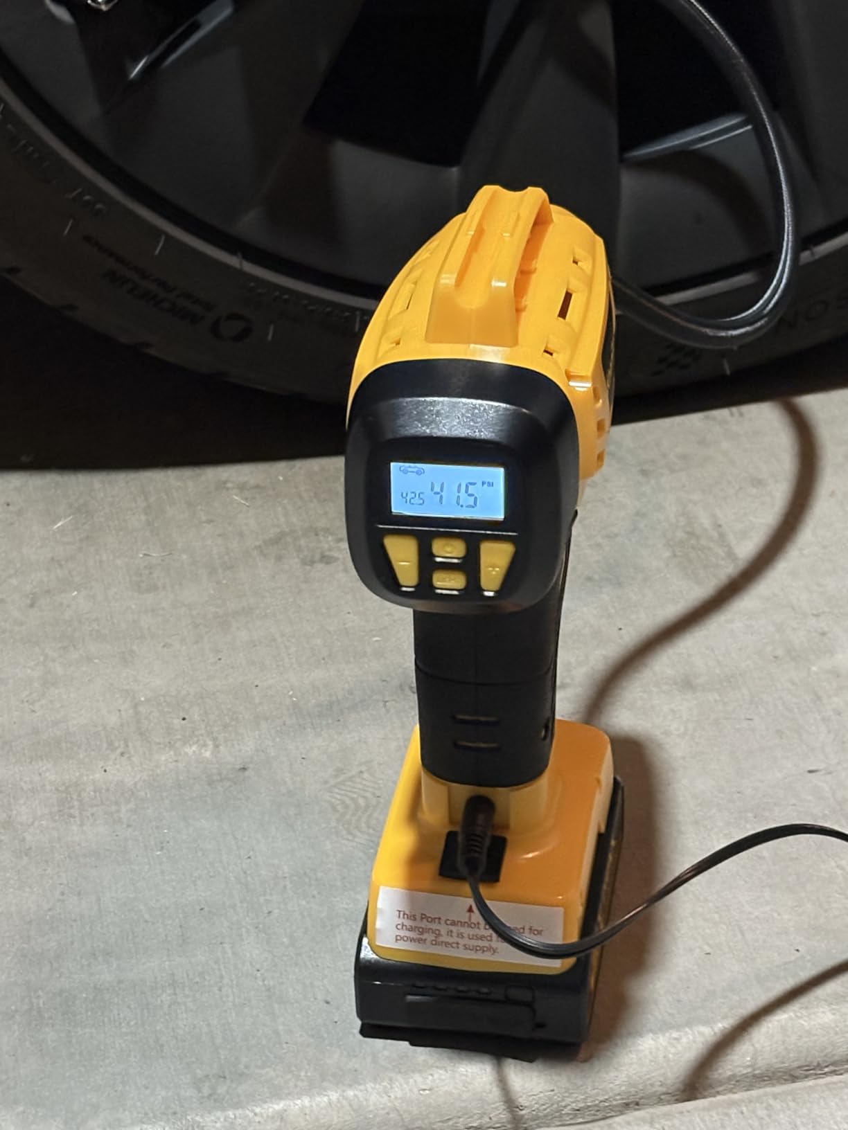 KeenPower Tire Inflator Portable Air Compressor 21V Battery Powered 160PSI customer photo 2