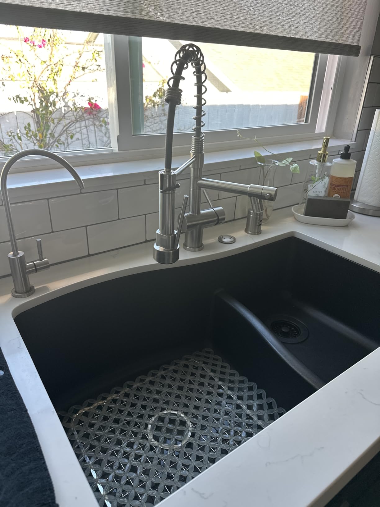 VFAUOSIT Touchless Kitchen Faucet with Pull Down Sprayer, Brushed Nickel customer photo 1