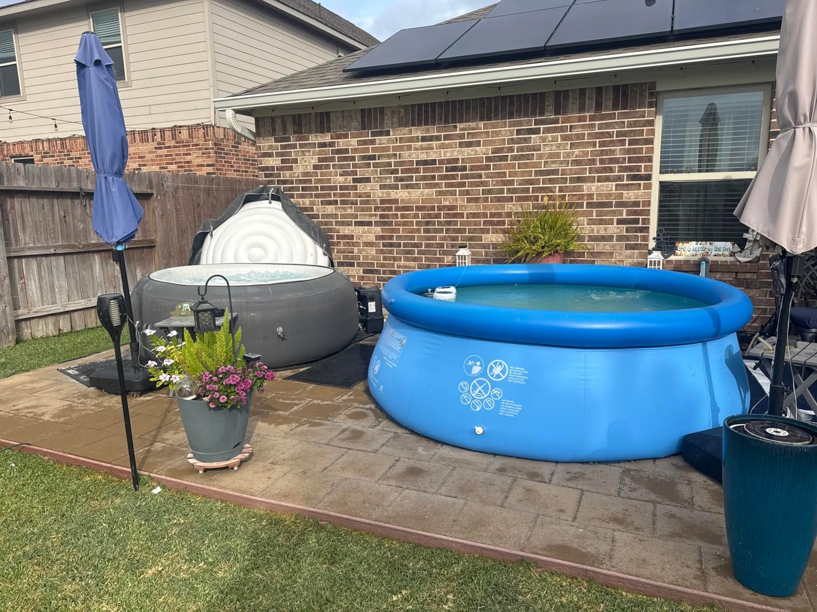 INTEX SimpleSpa 4 Person Inflatable Hot Tub, Portable Spa with 100 Jets customer photo 1