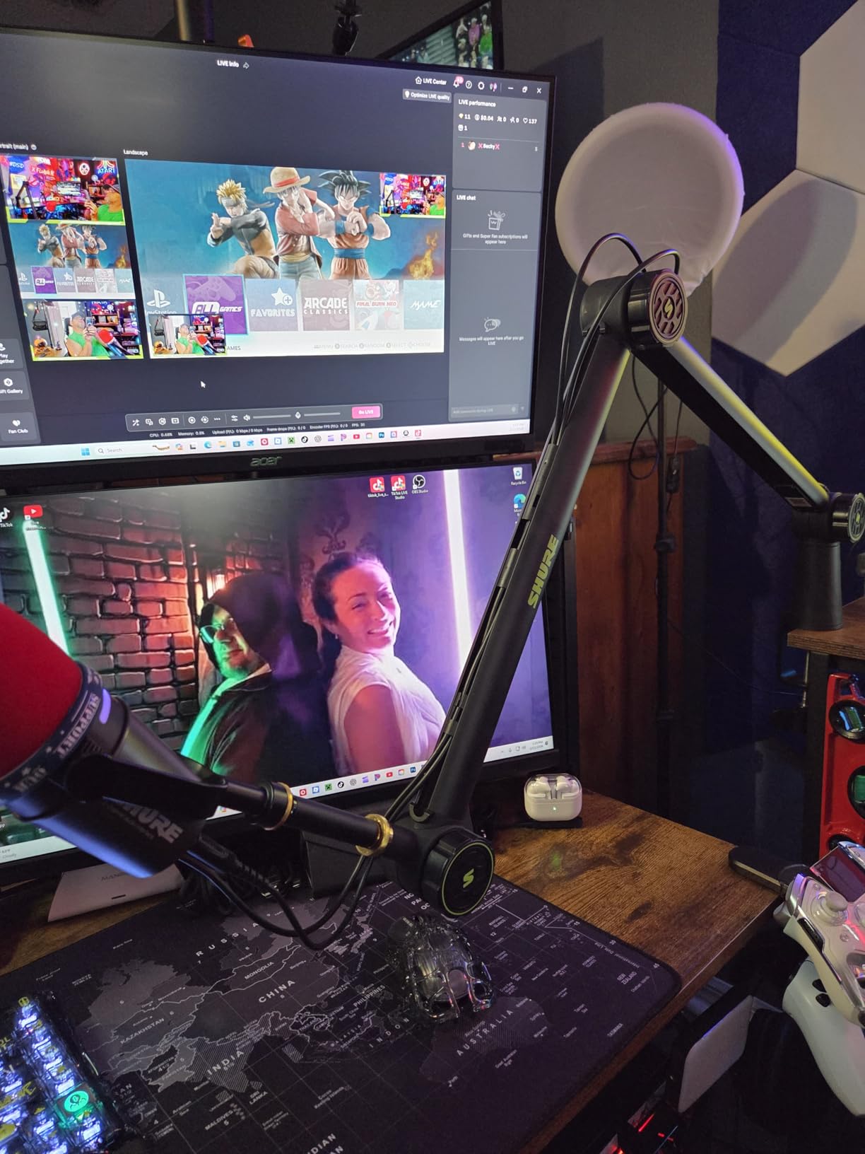 Shure by Gator Deluxe Broadcast Desktop Mic Boom Arm (SH-BROADCAST1) customer photo 1