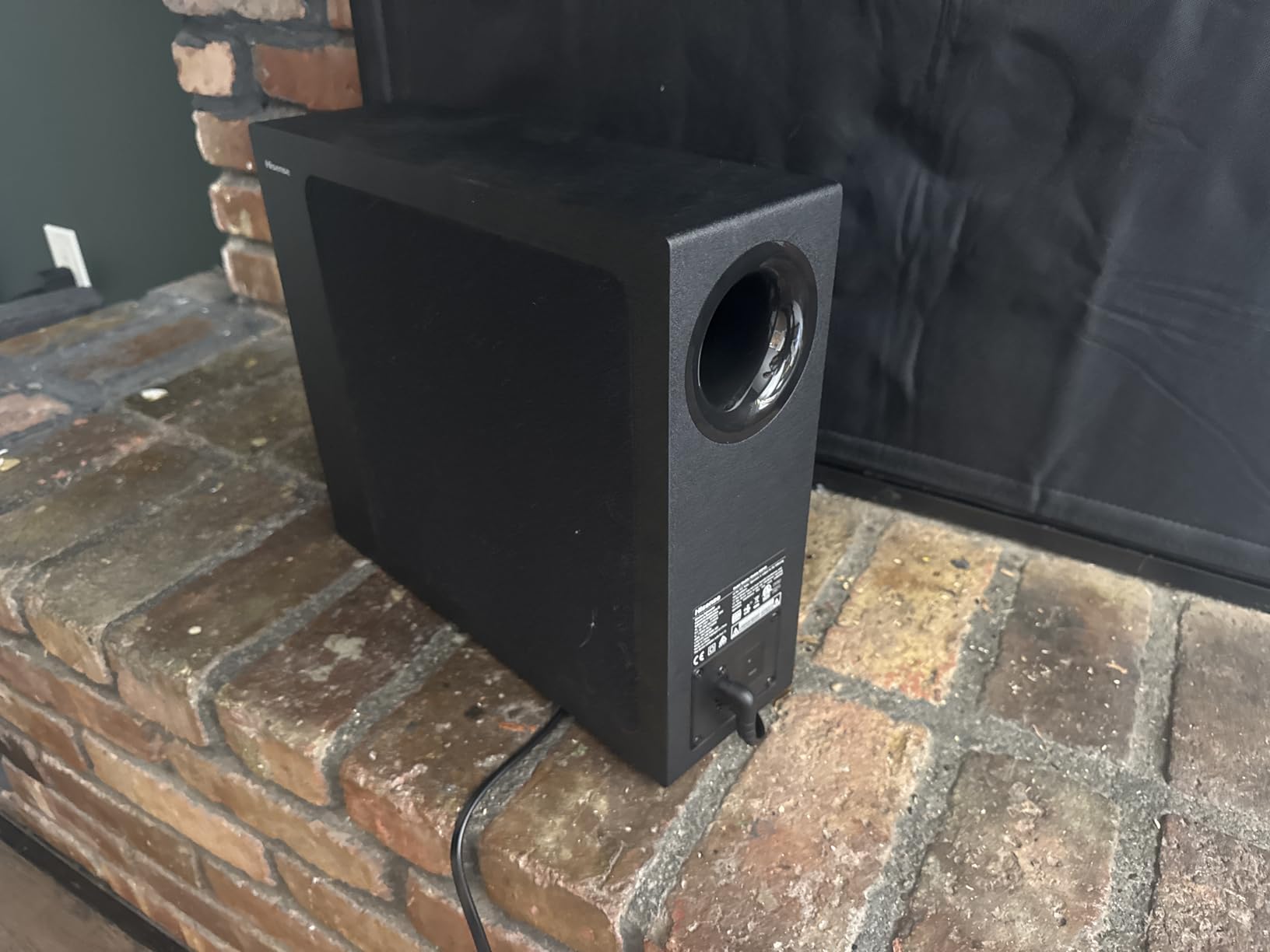 Hisense HS2100 2.1ch Soundbar with Wireless Subwoofer, Dolby Audio, DTS Virtual:X, HDMI ARC, Bluetooth 5.3, Remote Control, 6 EQ Modes customer photo 2