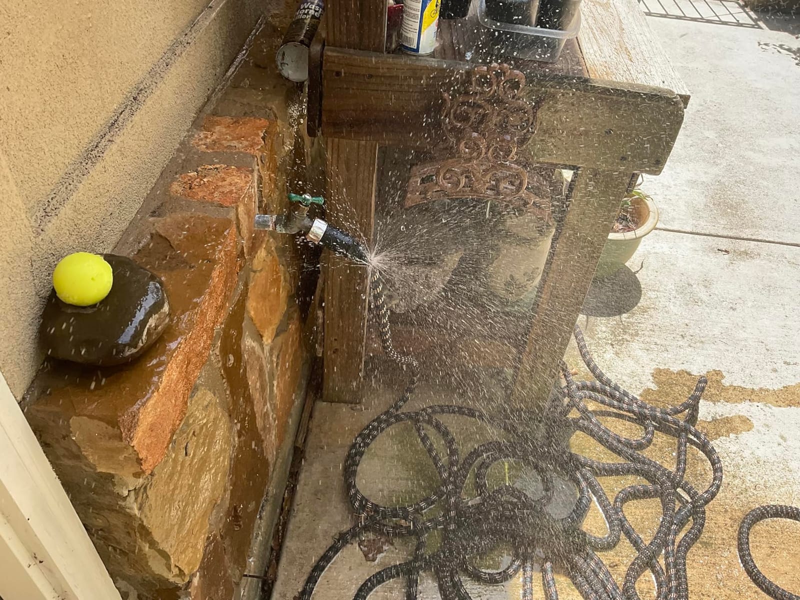 Pocket Hose 75 FT Copper Bullet Expandable Garden Hose w/10 Pattern Thumb Spray Nozzle AS SEEN ON TV 650psi 3/4 in Patented Lead-Free Ultra-Lightweight Solid Copper Anodized Aluminum customer photo 1