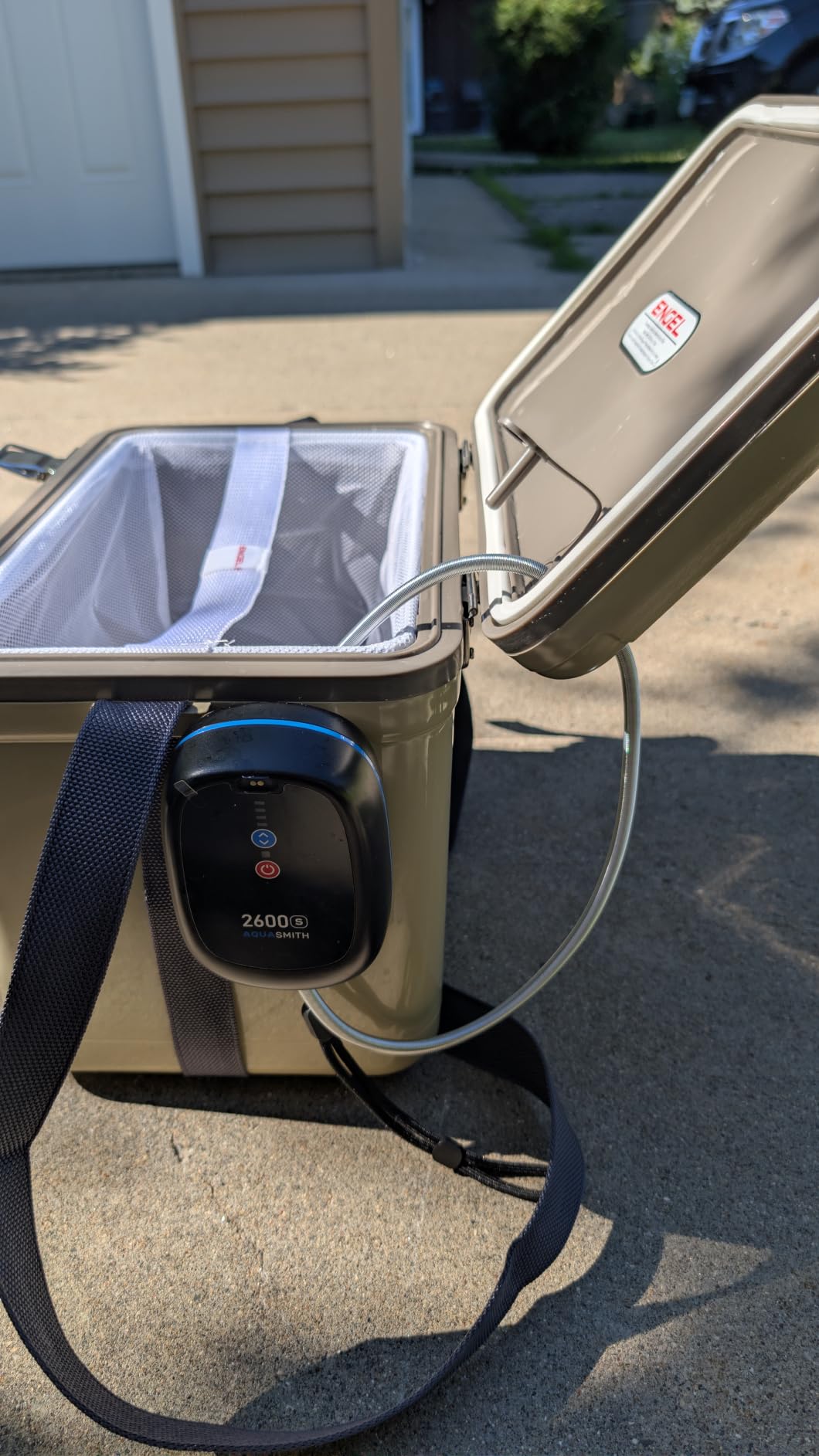 ENGEL Live Bait Cooler PRO for Fishing - Portable Minnow and Bait Bucket with Lithium-Ion Rechargeable Aerator customer photo 2