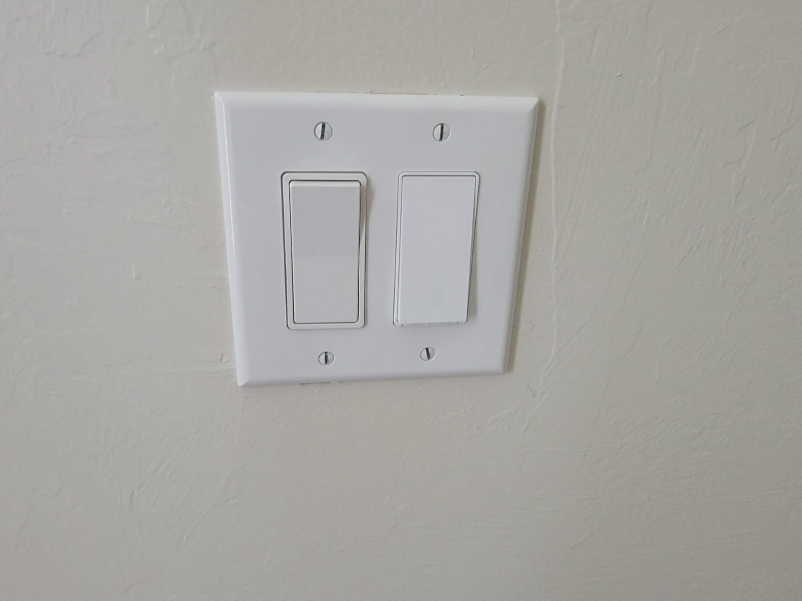 TP-Link Tapo Matter Smart Light Switch: Voice Control w/Siri, Alexa & Google Home | UL Certified | Timer & Schedule | Easy Guided Install | Neutral Wire Required | Single Pole | Tapo S505(2-Pack) customer photo 2