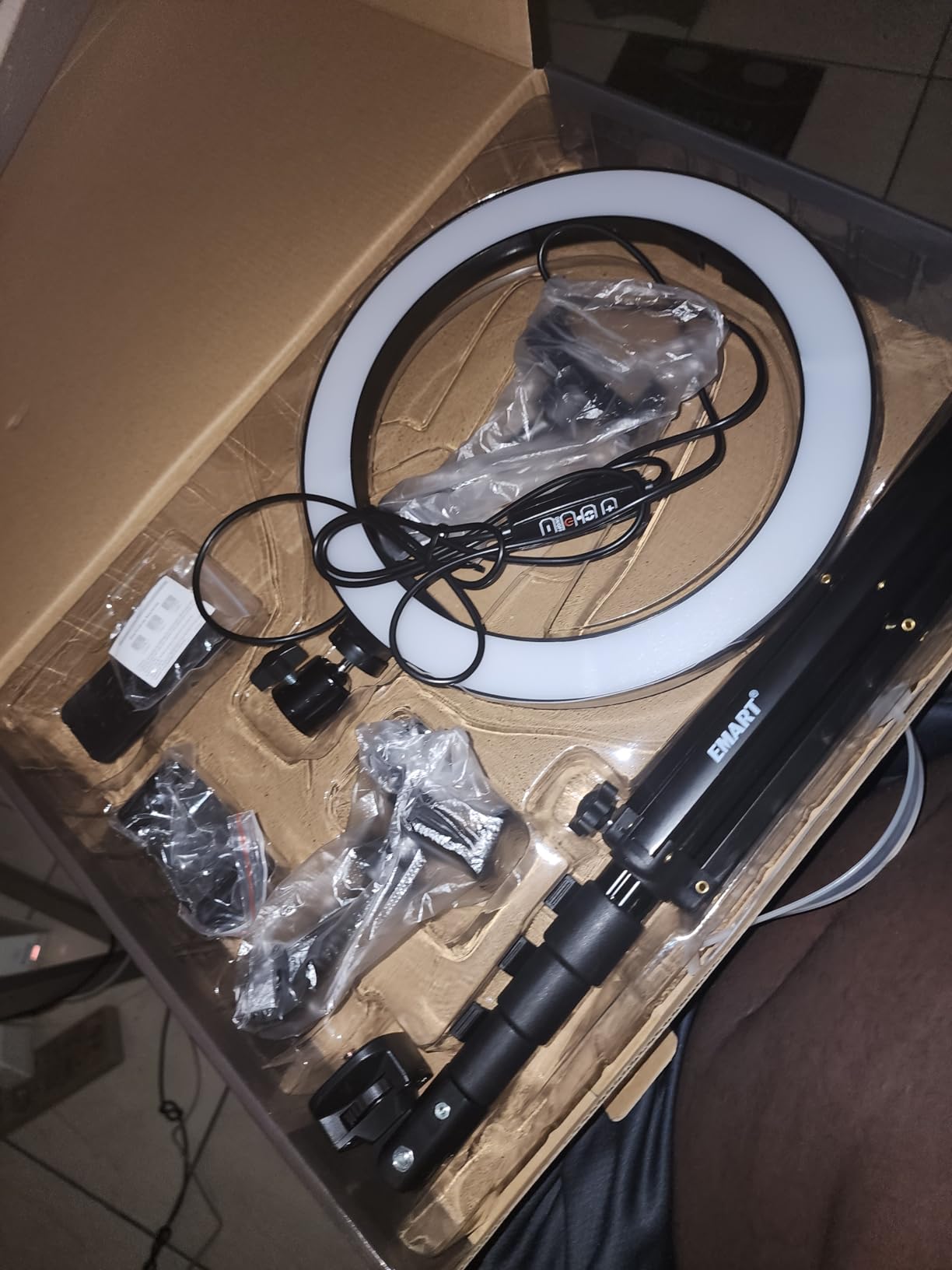 EMART 10
