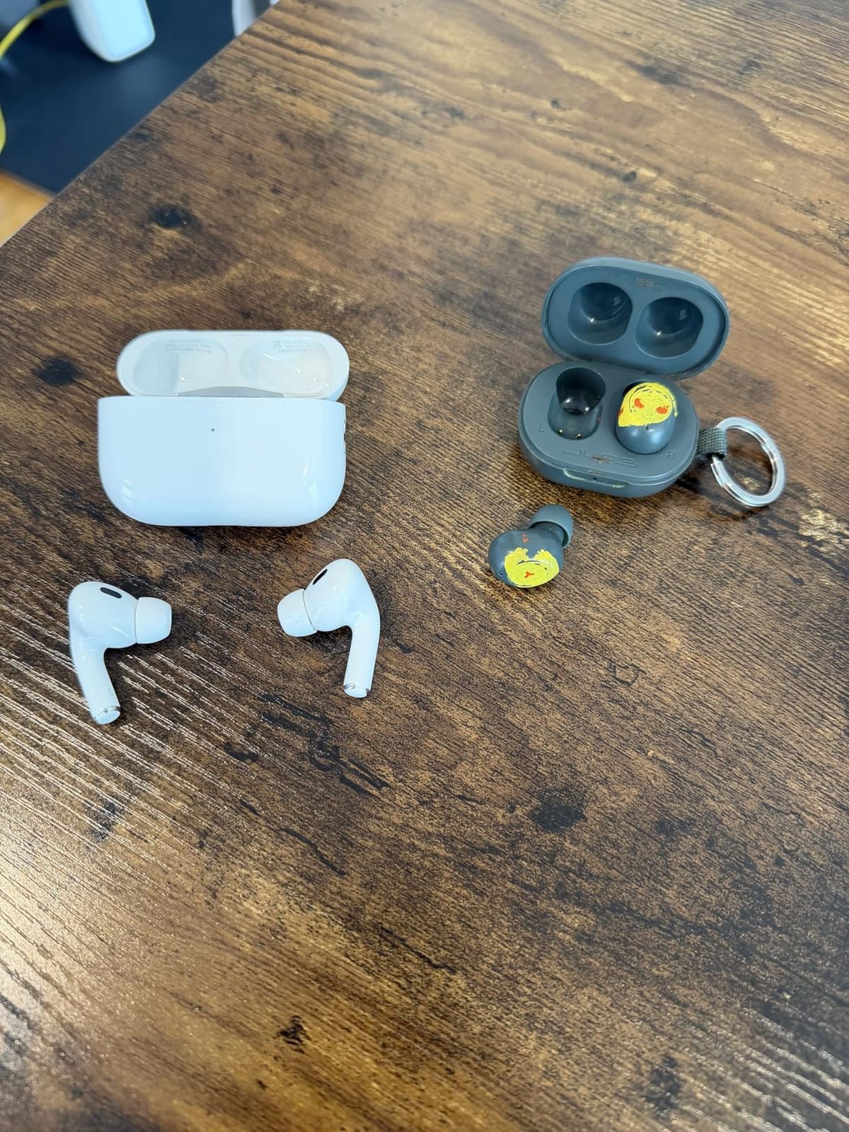JLab JBuds Mini True Wireless Bluetooth Earbuds + Charging Case, Charcoal Black, IP55 Sweat and Dust Proof, Bluetooth Multipoint, Be Aware Audio, 3 EQ Sound Settings, Crystal Clear Calls customer photo 1