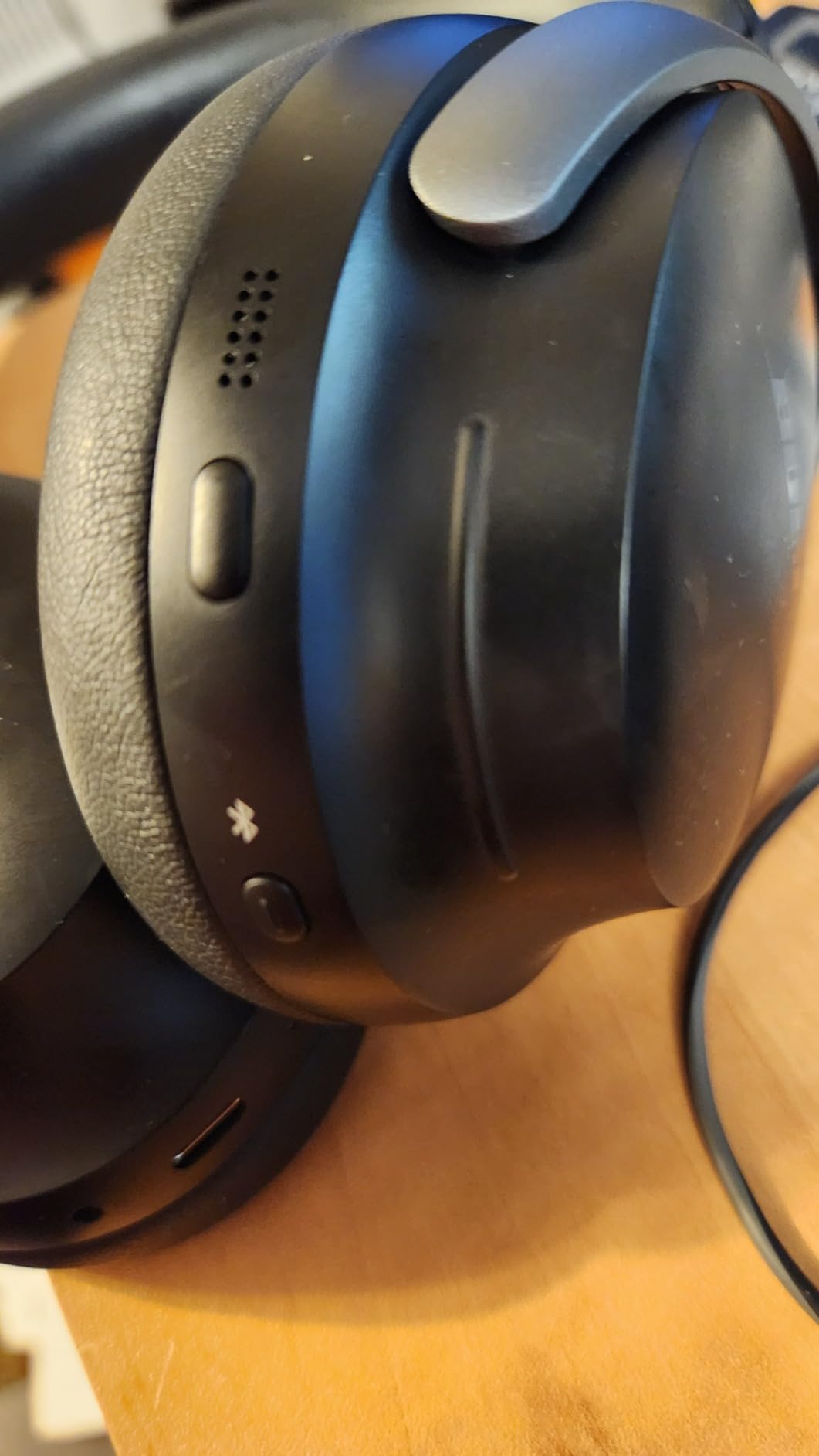 Bose QuietComfort Ultra Bluetooth Headphones, Wireless Headphones with Spatial Audio, Over Ear Noise Cancelling with Mic, Up to 24 Hours of Playtime, Black customer photo 1