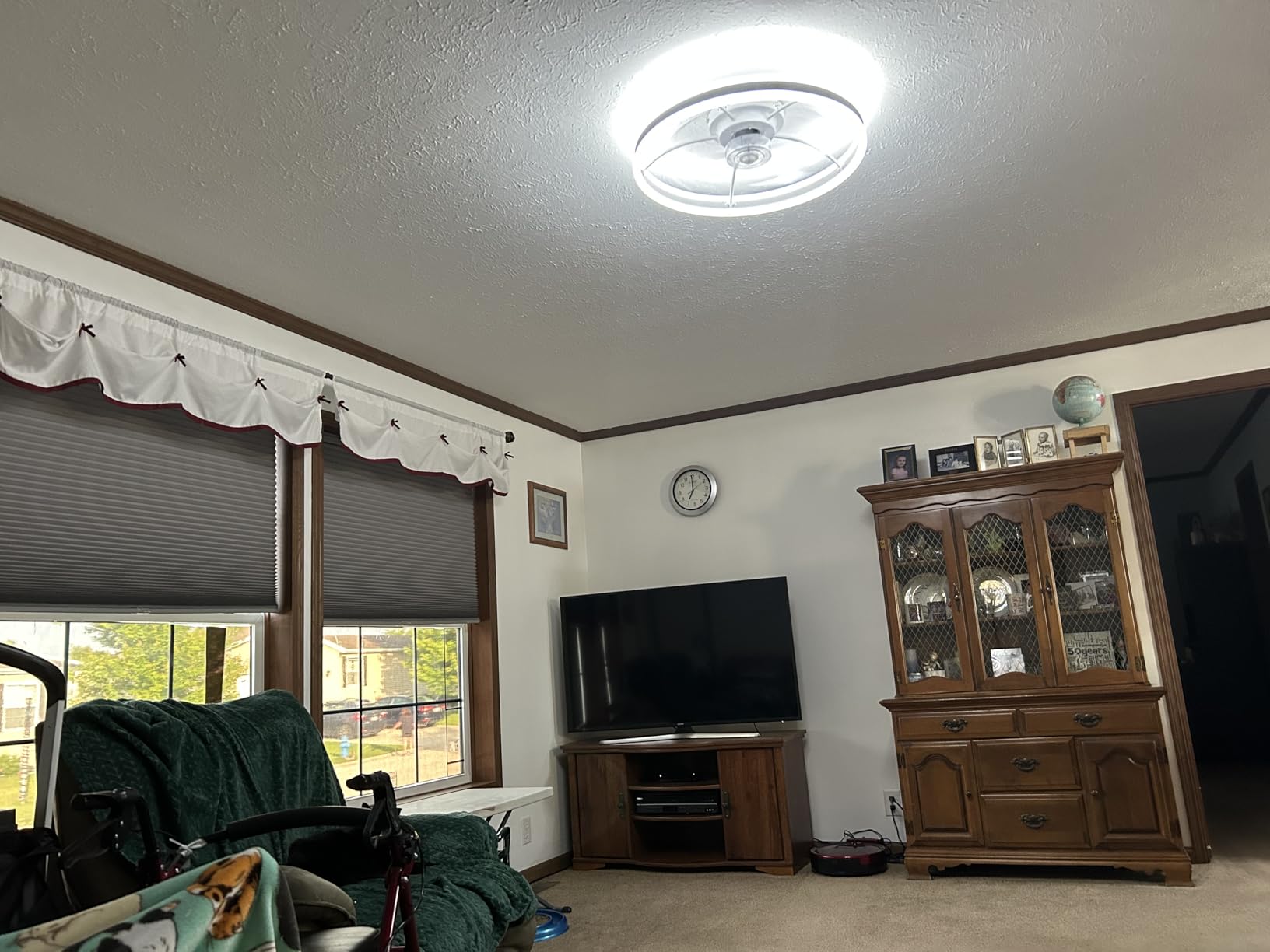 FSZDORJ 20'' Ceiling Fan with Light and Remote, Low Profile Ceiling Fan with Light, Dimmable Flush Mount Ceiling Fan Light, 6 Speeds Fan, App&Remote Control, Fandelier Quiet Fan for Bedroom F115 Black customer photo 2