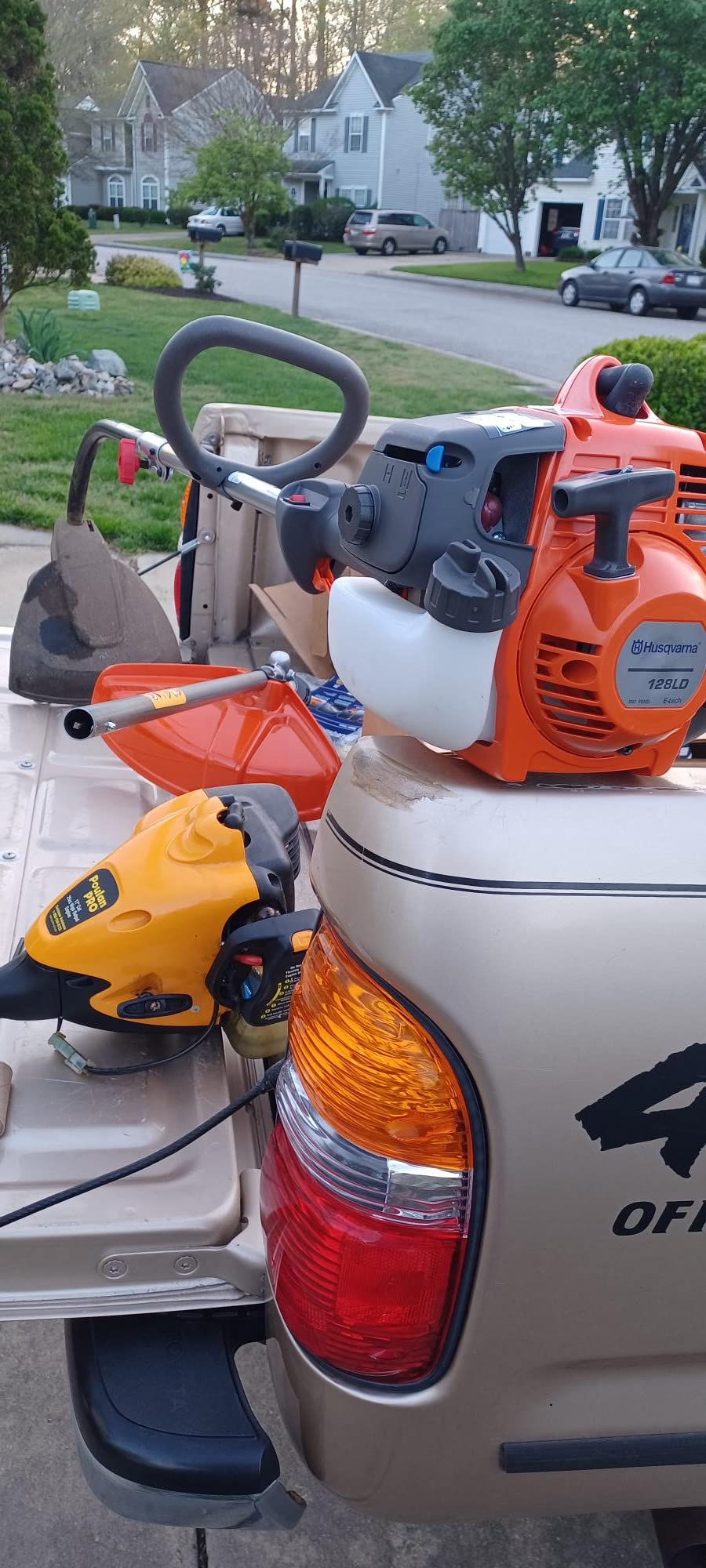 Husqvarna 130L Gas String Trimmer, 28-cc 2-Cycle, 18-Inch Straight Shaft Gas Weed Wacker with Rapid Replace Trimmer Head for Seamless String Reloading, Gifts for Men, 970514405 customer photo 1