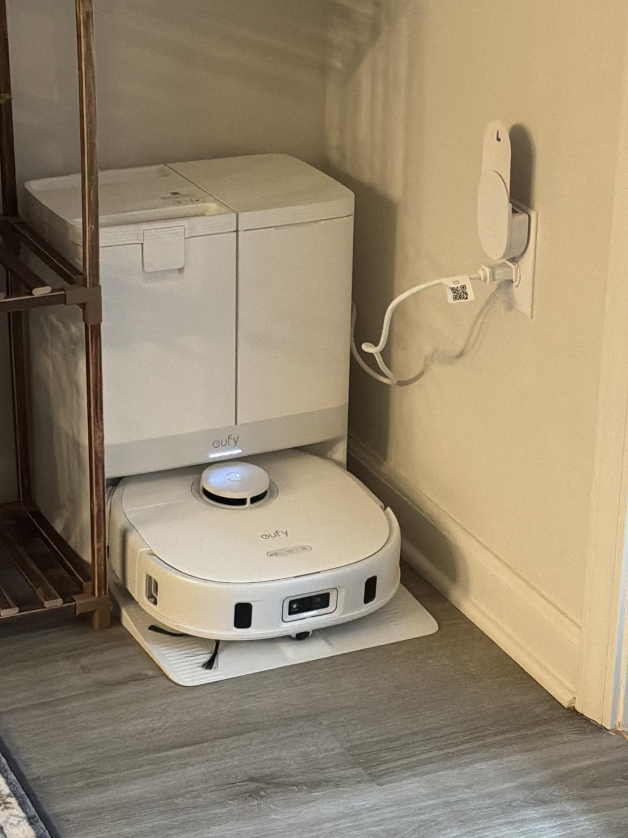 eufy X10 Pro Omni Robot Vacuum and Mop Combo,Dual Mops with 12 mm Auto-Lift customer photo 2