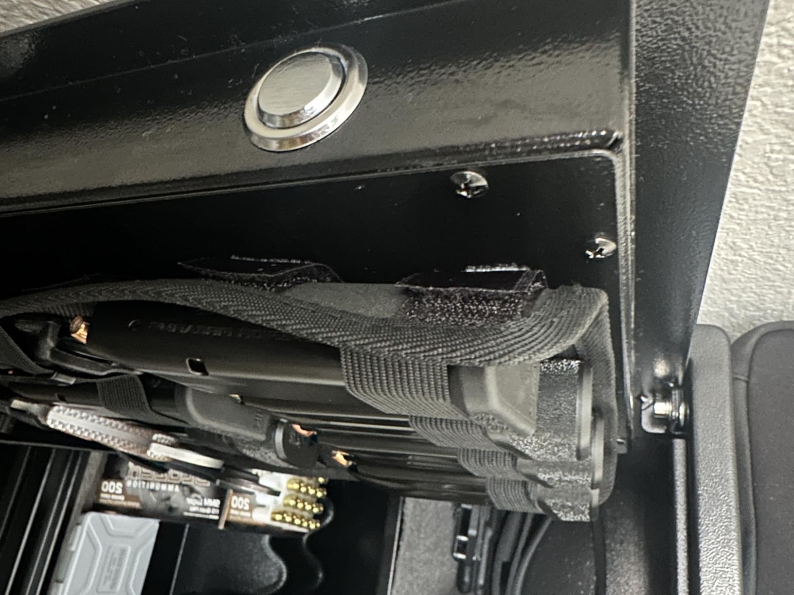 Grimtron 32LB Biometric 4 Pistols Safe with Fingerprint Lock, 3-8 Digit PIN customer photo 1