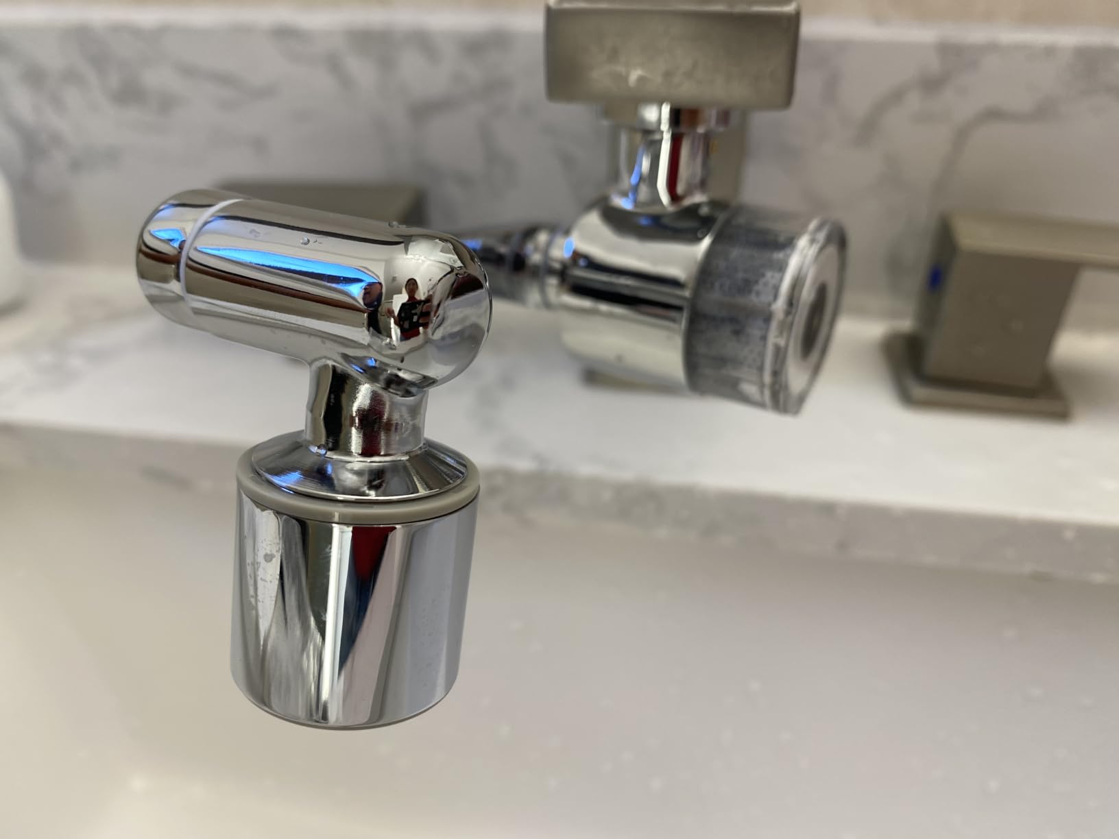 Frizzlife Water Filter for Sink Faucet Extender, NSF/ANSI 372, 9pcs Filter Reduce 99% Chlorine, 1080° Rotating Brass Swivel Aerator, 2 Modes Spray Faucet Filter for Skin Kitchen Bathroom Sink, FF1080 customer photo 2