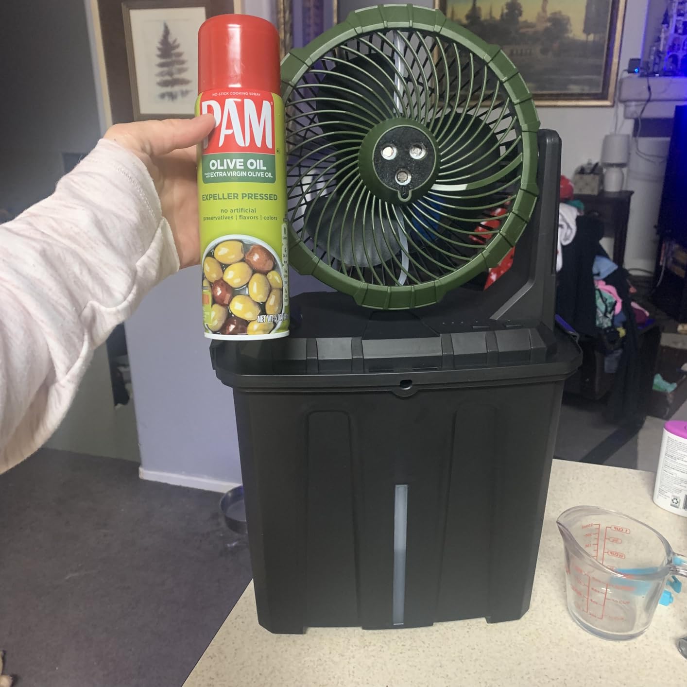 Ausic Portable Misting Fan, 9L 10-inch Outdoor Mist Fans for Outside Patios Cooling, 20000mAh Rechargeable Battery Fan with Water Box, 3 Strong Winds, 3 Spray Mister, Camping/Beach Summer Essentials customer photo 1