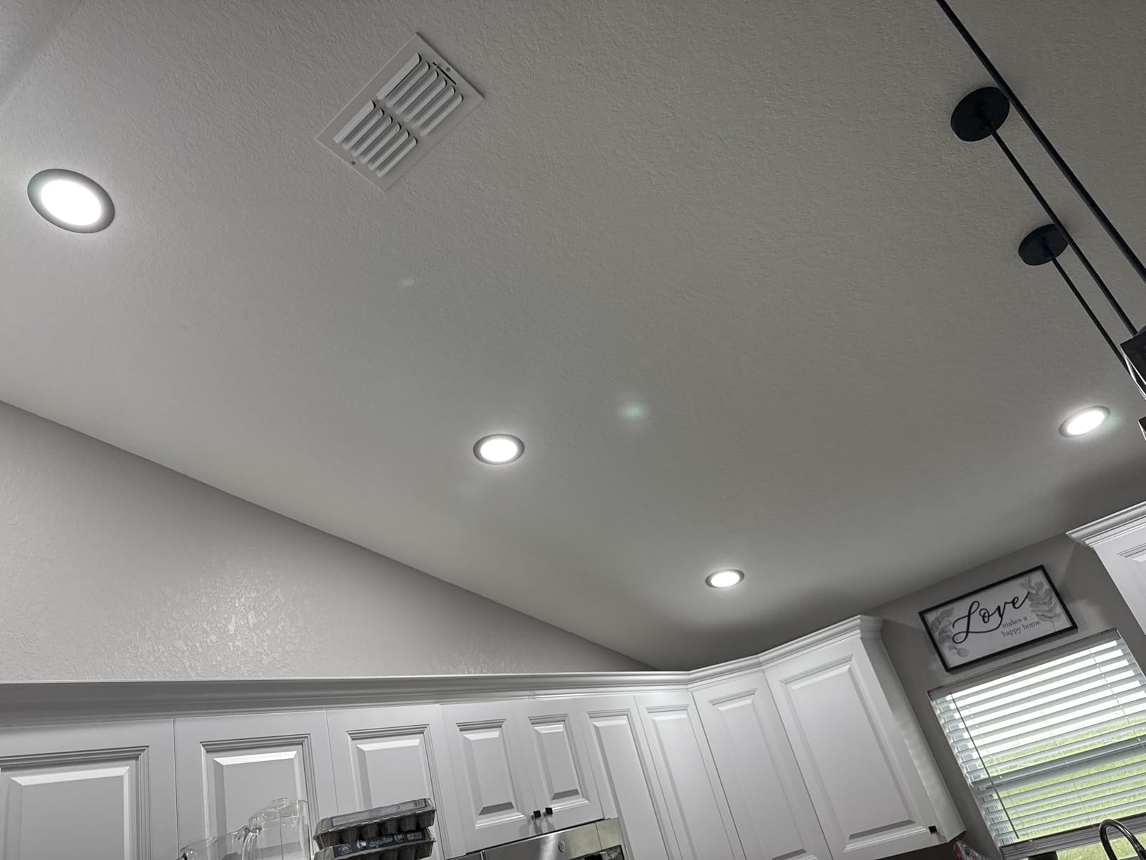 FREELICHT 6 Pack Retrofit LED Recessed Lighting 6 Inch, 5CCT, White customer photo 2