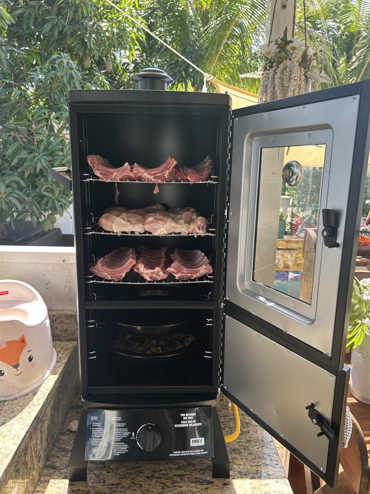 Propane Smoker with Cover, Vertical Meat Gas Smoker Grill Outdoor Heavy Duty 3 Removable Smoking Racks, Black customer photo 1