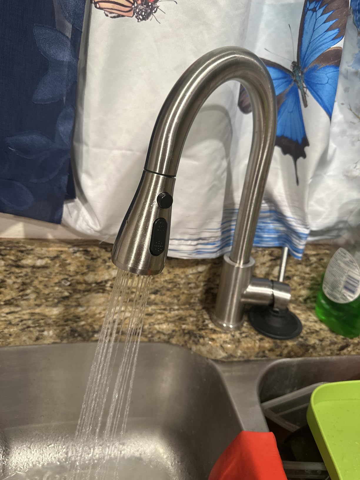 Hiqufet Touchless Kitchen Faucet, Pull Down Sprayer, Brushed Nickel customer photo 2