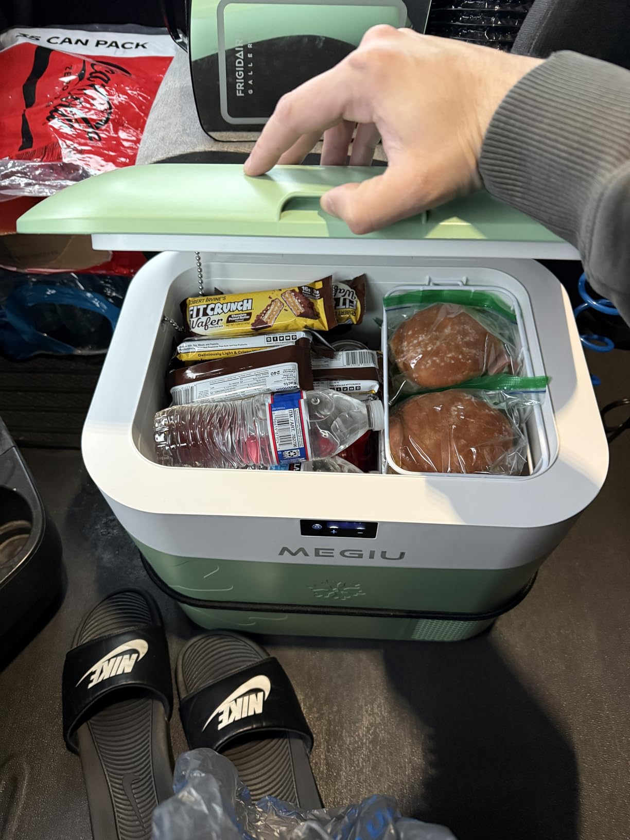 Megiu Car Refrigerator 23 Quart, Portable 12V Freezer for Camping Road Trip customer photo 1