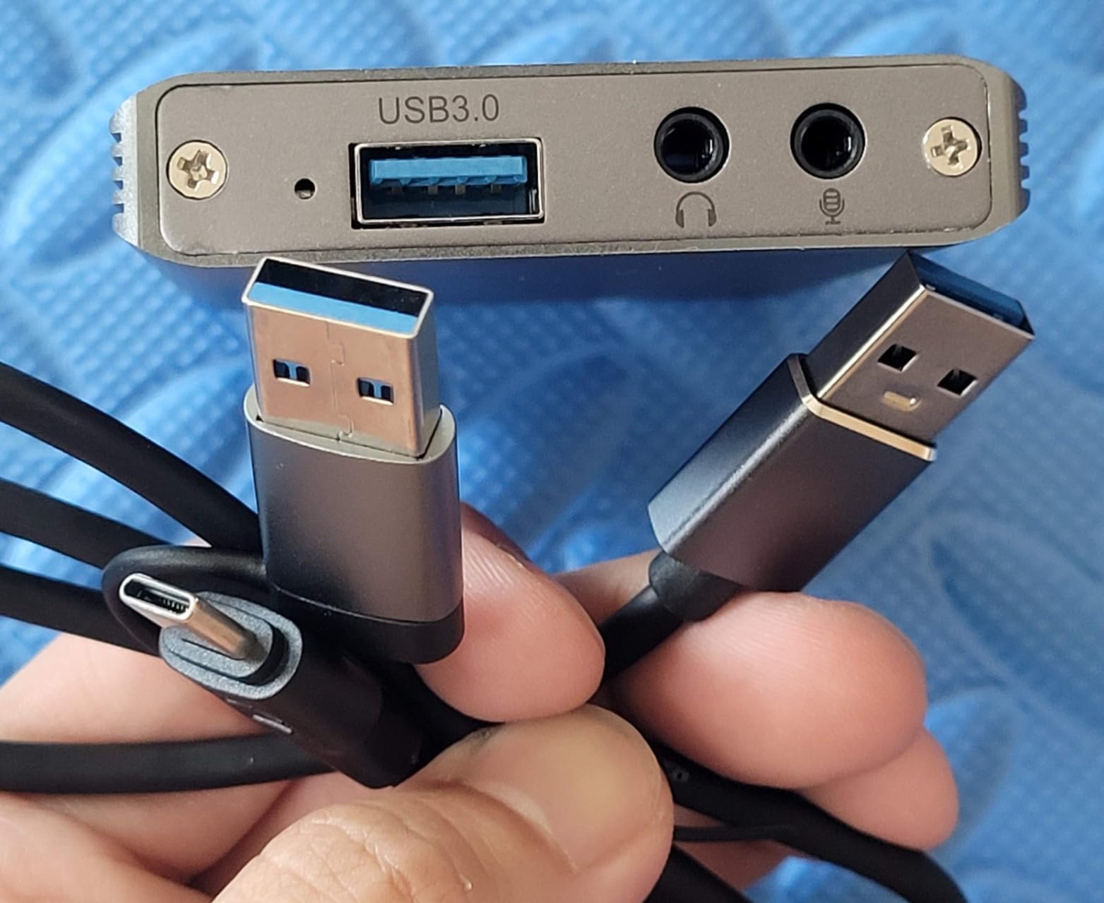 USB3.0 HDMI Capture Card, 4K Passthrough, 1080P60 2K30 Recording customer photo 1