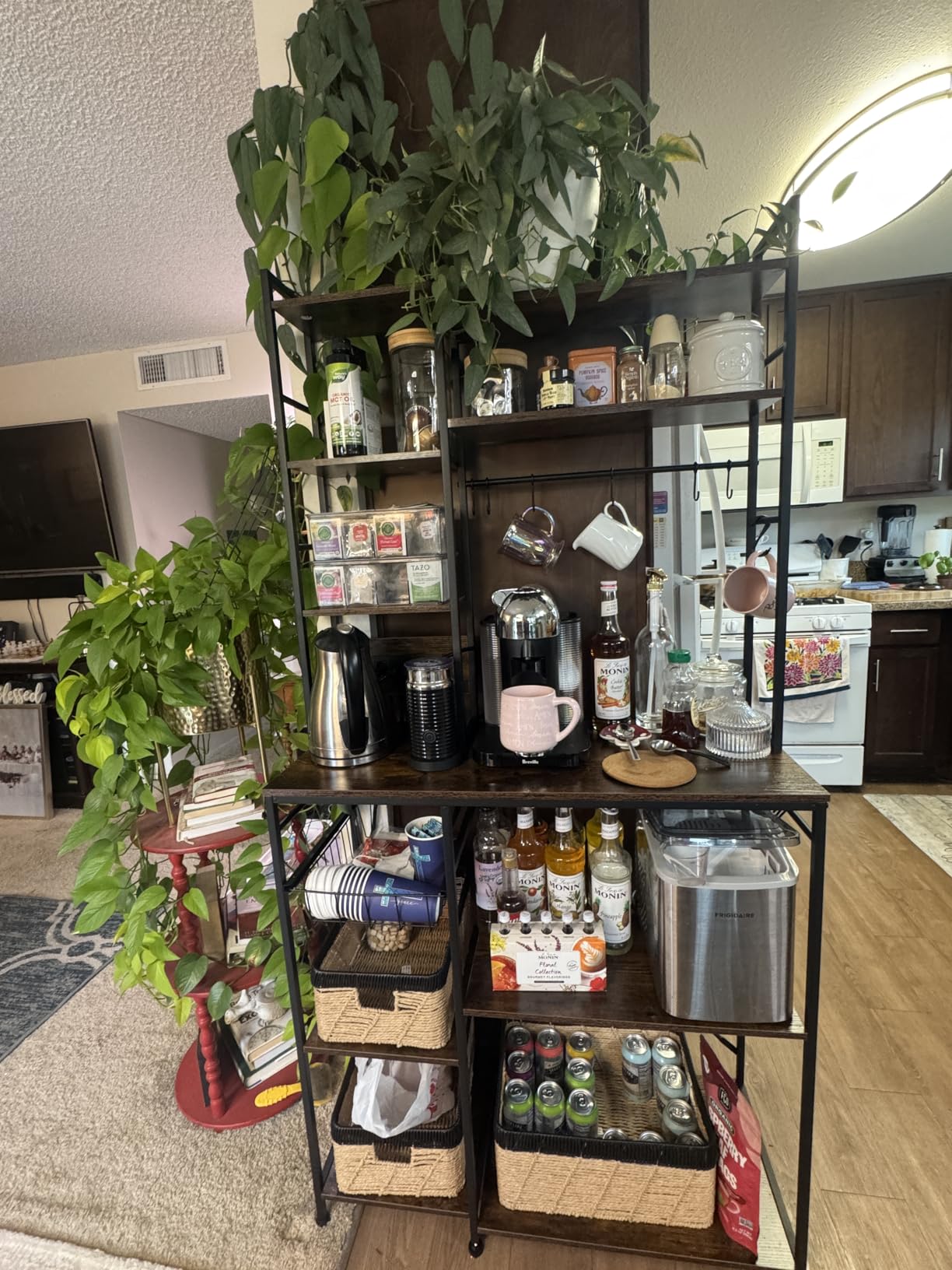 SNTD 6-Tier Bakers Rack with Power Outlets, 36 x 14.6 x 72 in, Rustic Brown customer photo 2