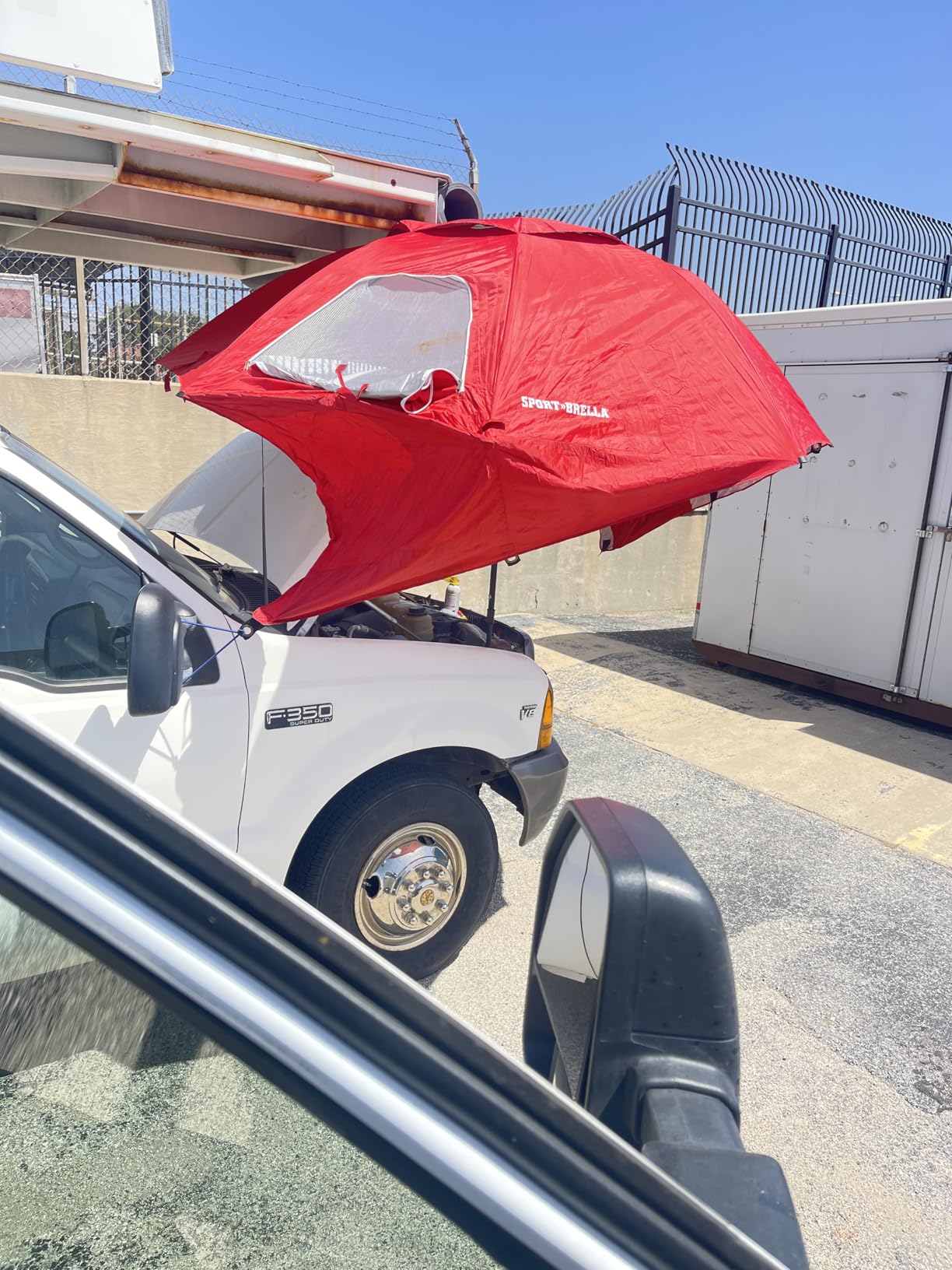 Sport-Brella Premiere UPF 50+ Umbrella Shelter with Patented Side Panels and Tilt Mechanism, Heavy-Duty 1.25 Inch Center Pole, Auger Anchor for Sand and Grass customer photo 2