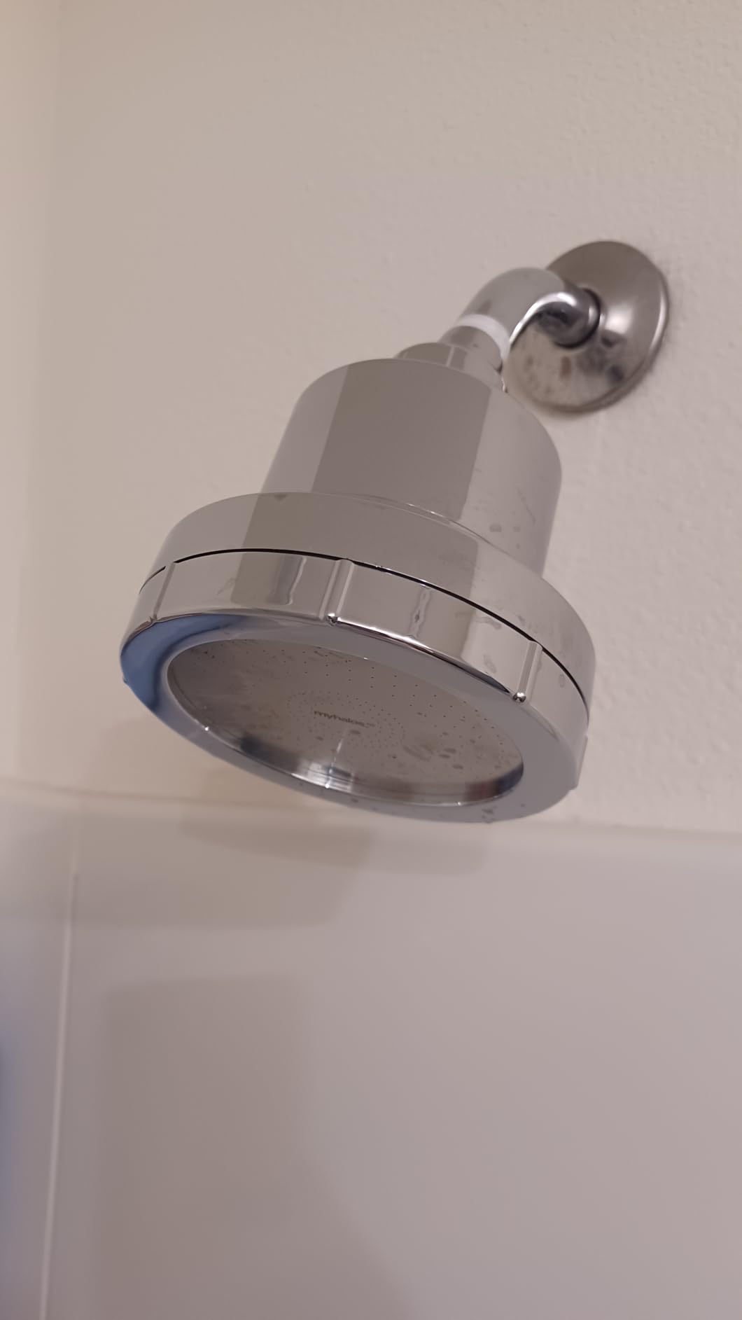 MyHalos® Filtered Shower Head, Shower Head Filter for Hard Water (Chrome) customer photo 1