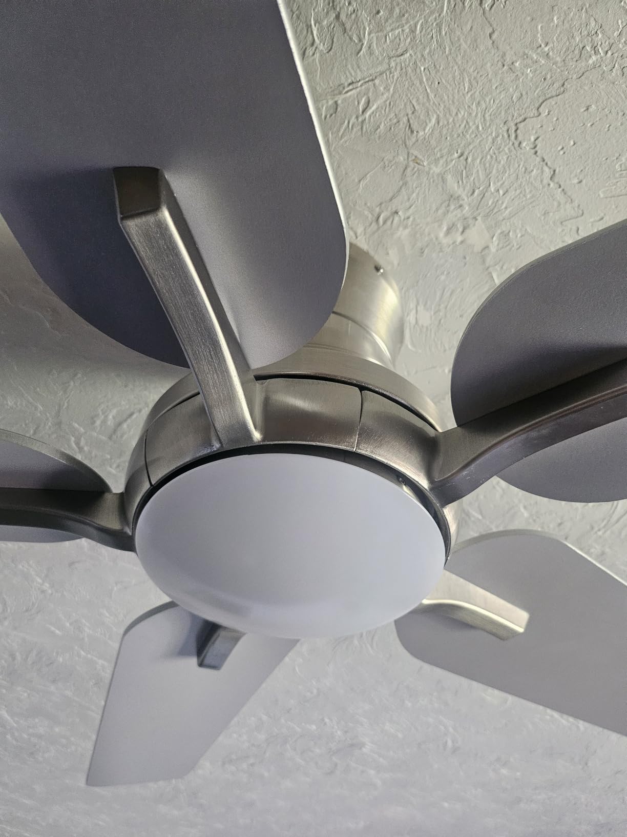 POCHFAN 42 Inch Ceiling Fans with Lights and Remote, Brushed Nickel Flush Mount Low Profile Ceiling Fan for Bedroom, Living Room, Patio, Dimmable 6 Speeds Noiseless Reversible, ETL Listed customer photo 2