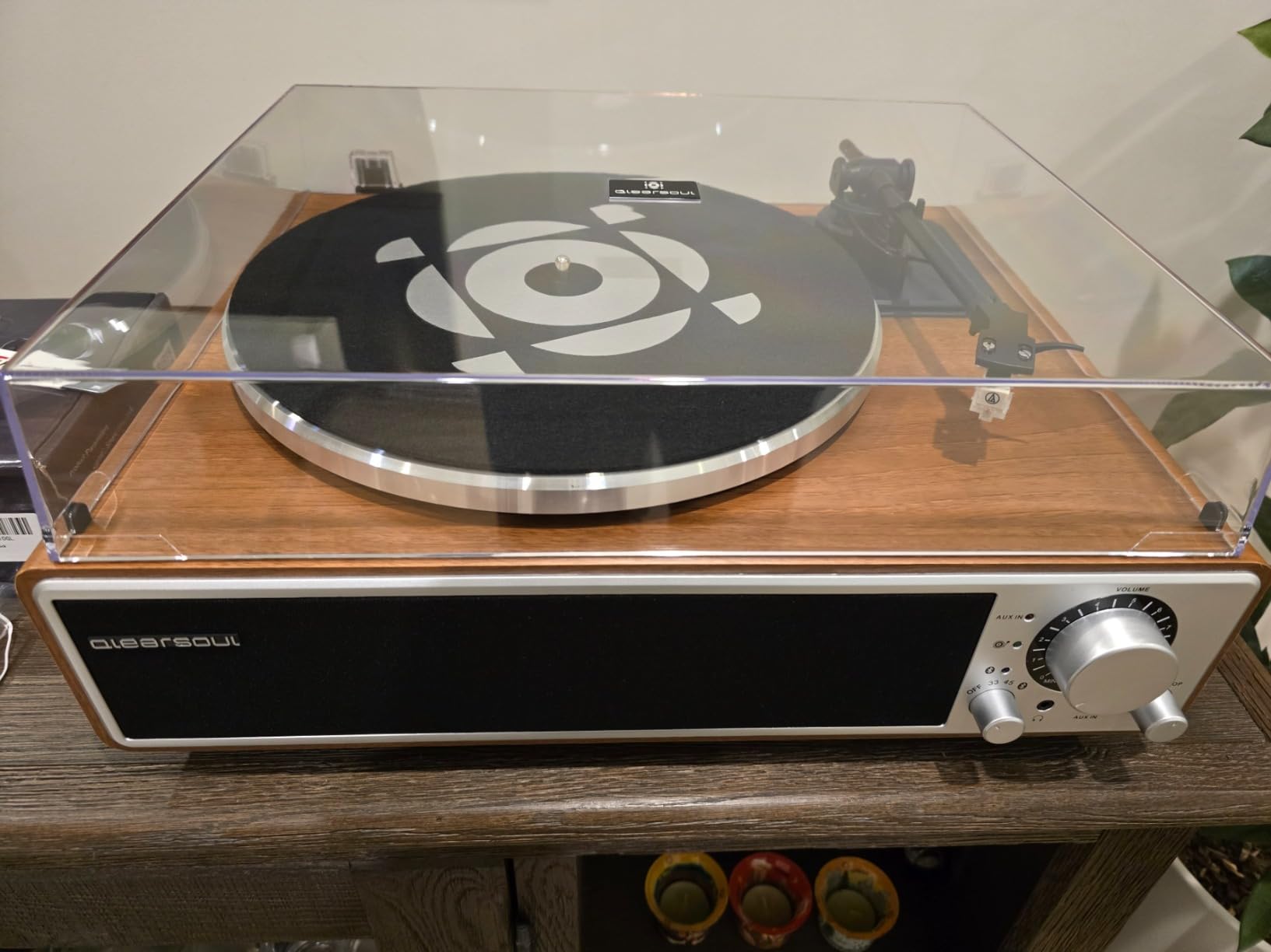 ONE-Q All-in-one Vinyl Record Player with Bluetooth 5.4 customer photo 2