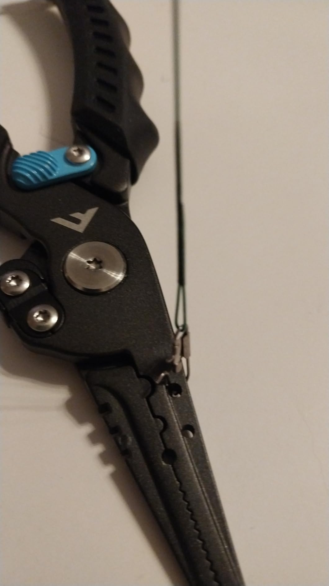 FLISSA Fishing Pliers, Safety Lock Design Fish Pliers Saltwater, Aluminum Hook Remover, Titanium 6Al-4V Jaw and Tungsten Carbide Line Cutters, Sheath & Lanyard, Fishing Gear Gifts for Men customer photo 2