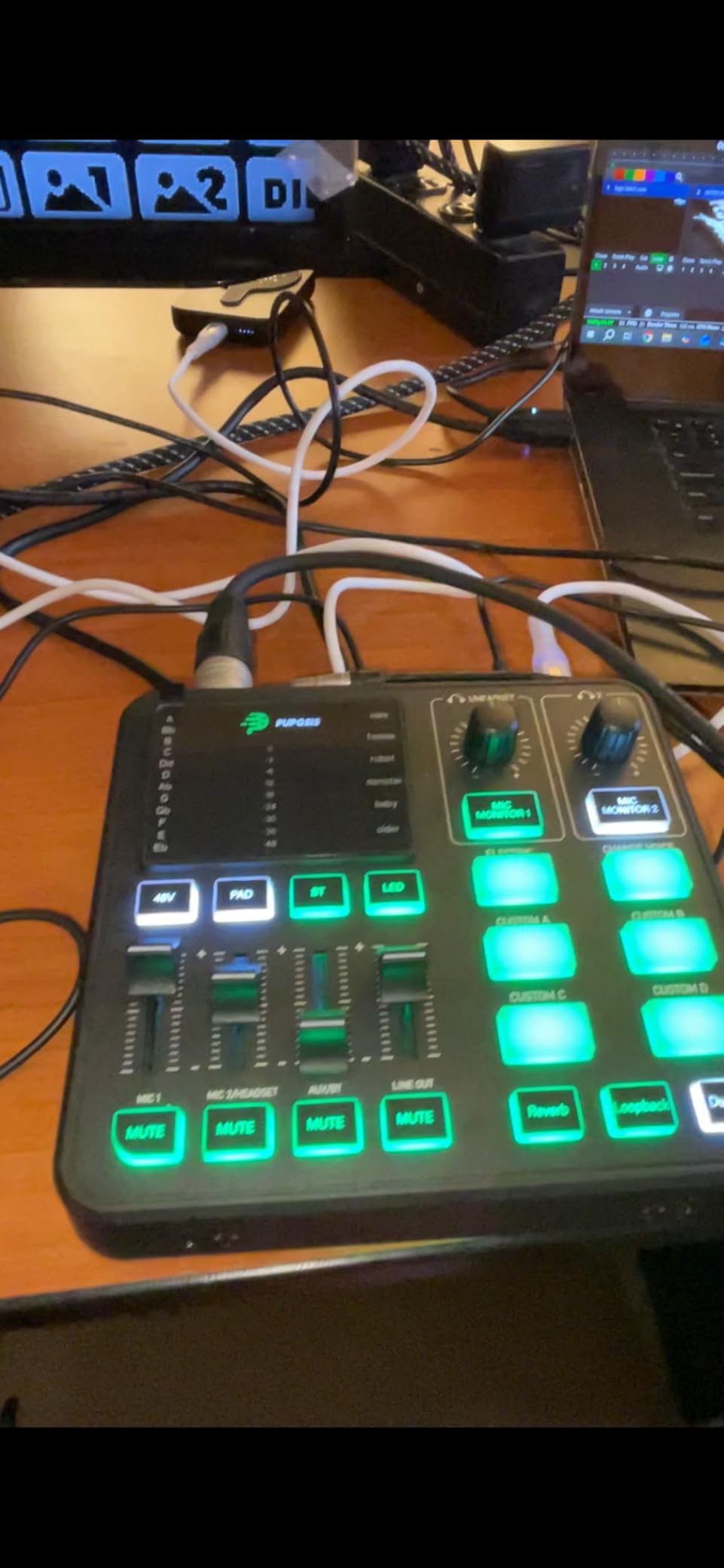 PUPGSIS Gaming Audio Mixer, Audio Interface for PC/Podcast/Streaming, Sound Board with 3.5mm/XLR Mic Input, 48V Phantom Power, Voice Changer, Live Sound Card with DJ Mixer Effects/Bluetooth/4 Channel customer photo 1
