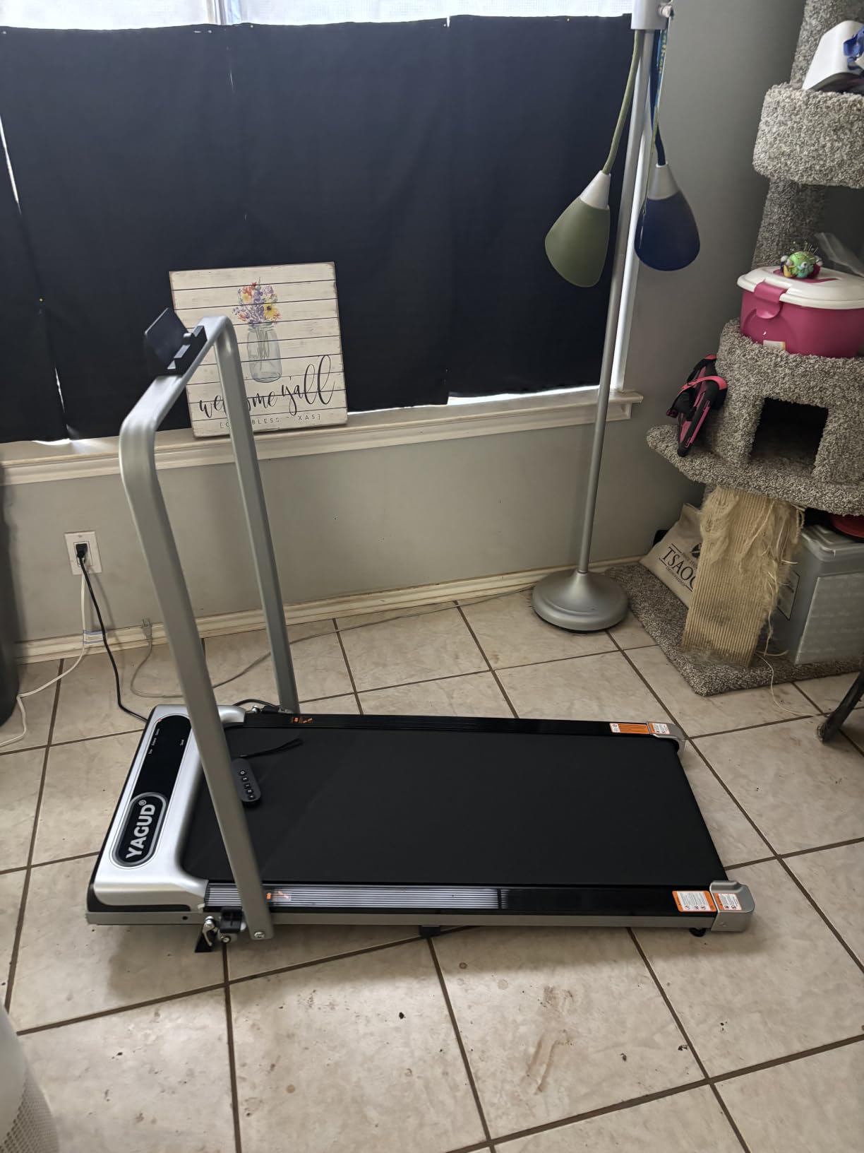 Yagud Walking Pad, Walking Pad Treadmill for Home Office, Portable Under Desk Treadmill with Remote Control and LED Display, Walking Jogging Running Machine customer photo 1