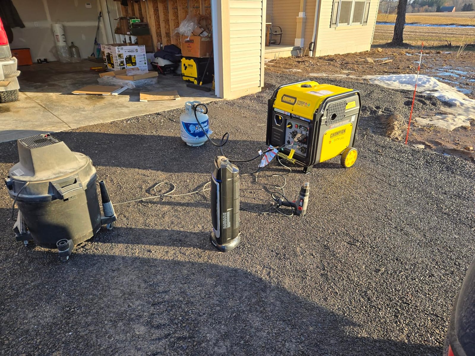 Champion 11,000-Watt Remote Start Tri Fuel Portable Inverter Generator customer photo 2