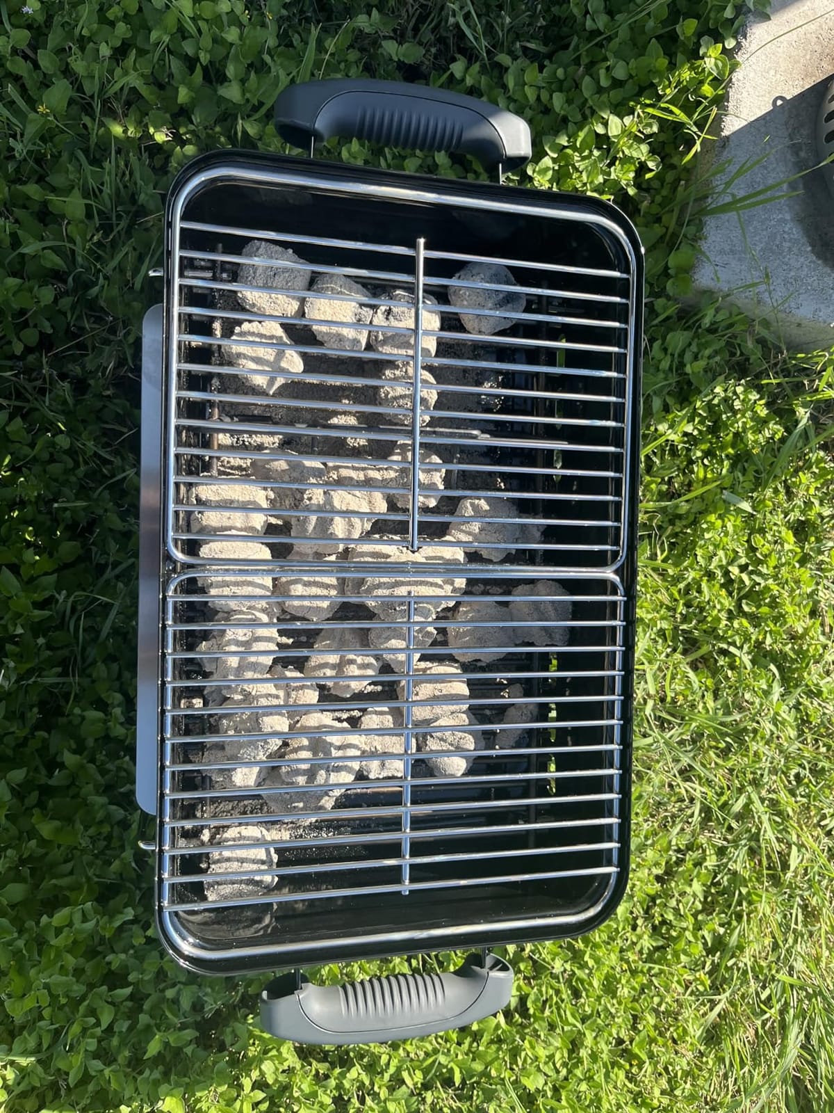 Weber® Go‑Anywhere Portable Charcoal Grill customer photo 2