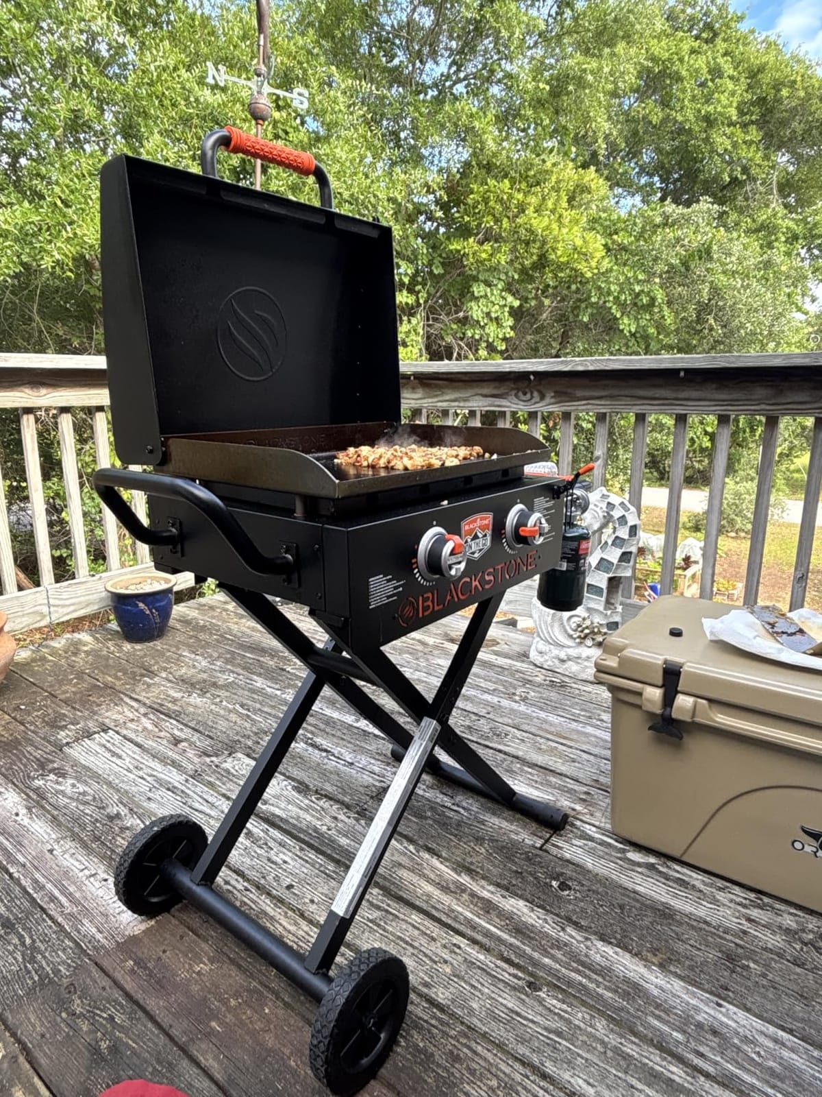 Blackstone 22 Inch Griddle - Portable Blackstone Omnivore Grill with Flexfold Legs, Includes Accessories customer photo 2