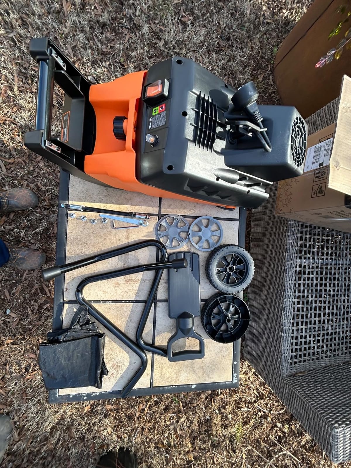 LawnMaster Electric Wood Chipper 1.8'' Cutting Diameter with Bag, FD1503 customer photo 2