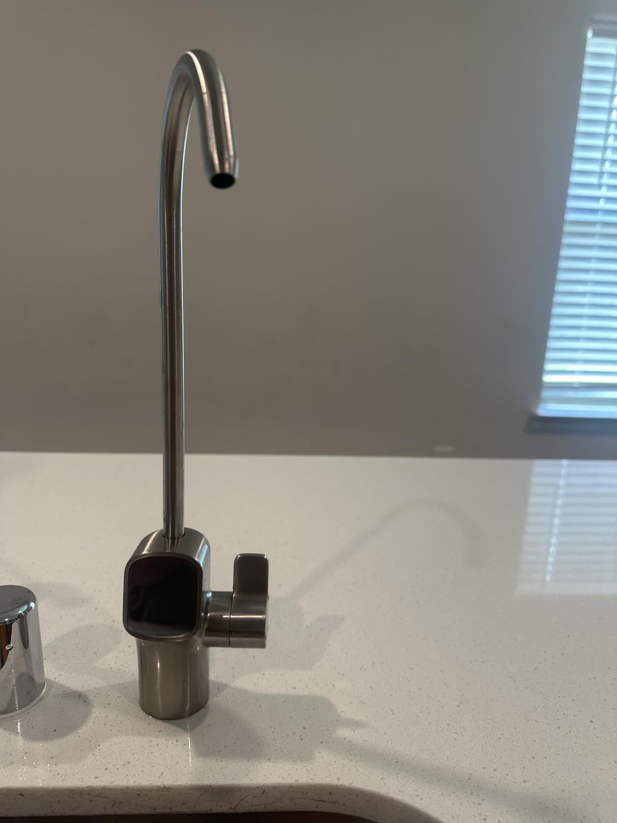 Waterdrop X8-WAN Alkaline Mineral Tankless Reverse Osmosis System Undersink customer photo 2