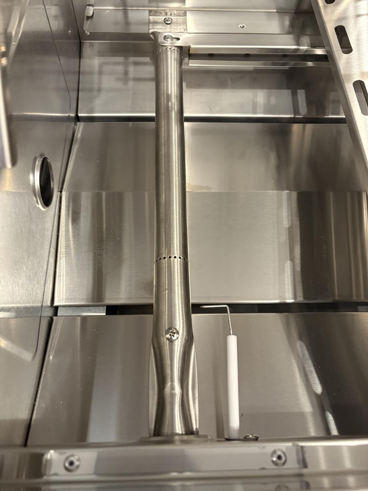 BODEGA 5 Burner Built In Gas Grill Island Head, Stainless Steel 30 Inch Propane Grill with Rear Burner, 58000 BTUs, 988.5 SQ In Racks, Dual Fuel Compatibility, Gas Grill Outdoor Cooking, BBQ Fork Kit. customer photo 2