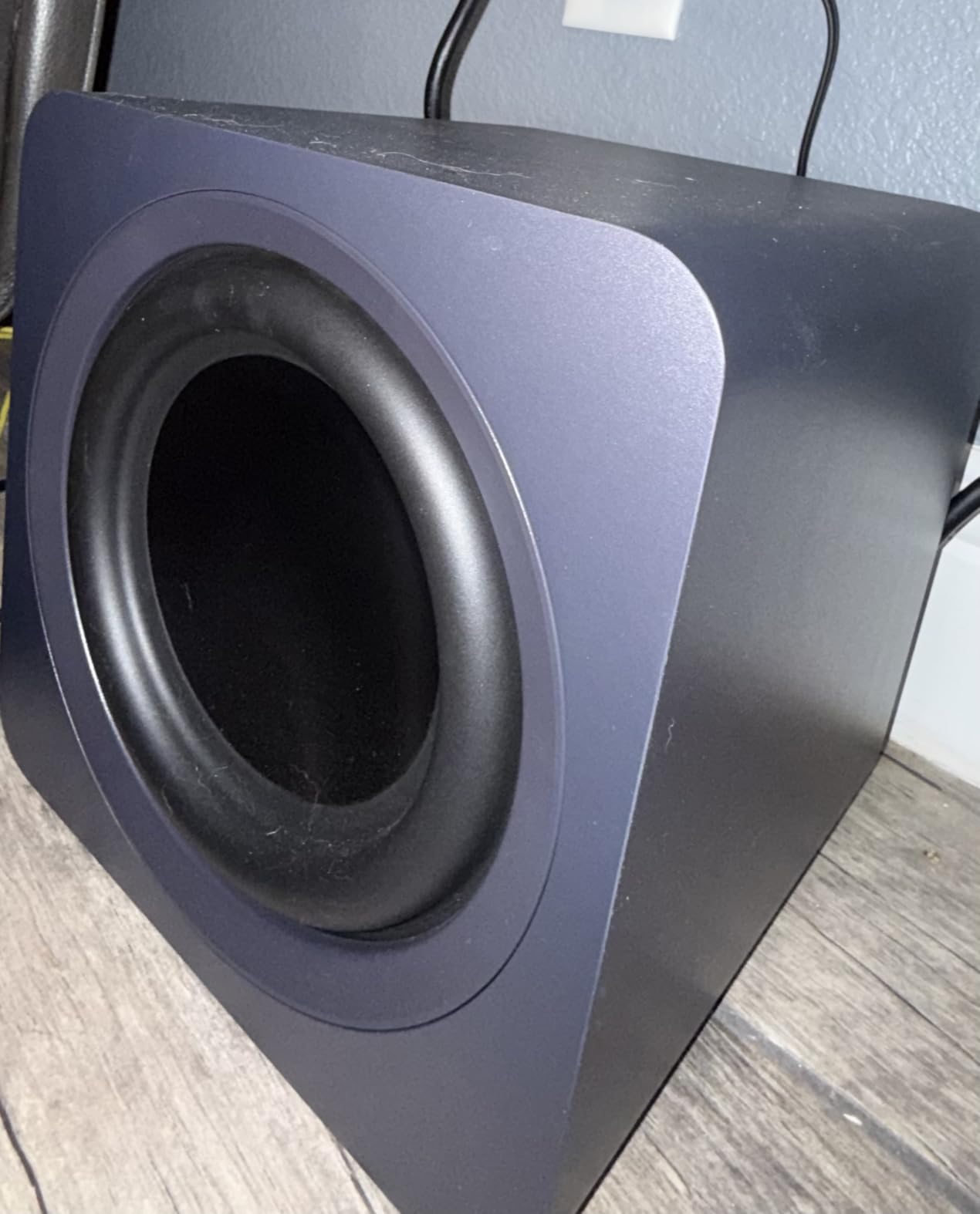 Samsung Q990F 11.1.4ch Q Series Subwoofer + Rear Speaker, Wireless Dolby Atmos, Q-Symphony, Game Mode Pro, Adaptive Sound (HW-Q990F, 2025) customer photo 1
