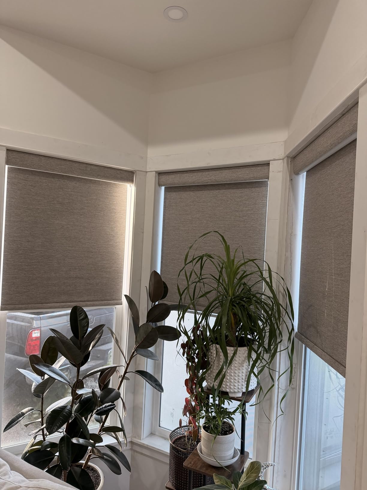 Persilux Smart Motorized Blinds with Remote, No Drill Automatic Roller Shades for Indoor Windows, Blackout Linen Fabric, Electric Blinds for Windows, Linen Beige C156BO-2, Custom Size customer photo 2