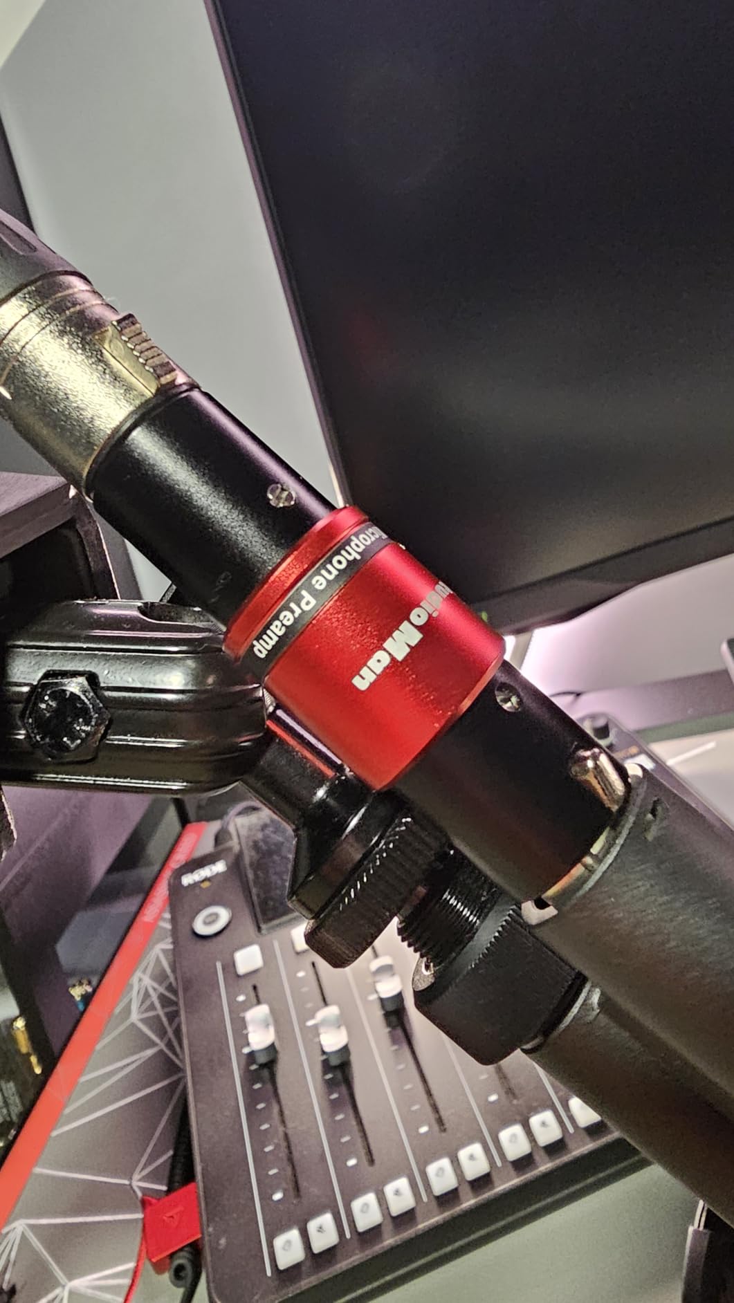 StudioMan DPM1 XLR Dynamic Microphones Preamp, 29dB Gain & Low-Noise Signal Boost, Plug-and-Play Metal Adapter,48V Phantom Power Required（not Included,Only for Dynamic Mics-for Studio/Stage customer photo 2