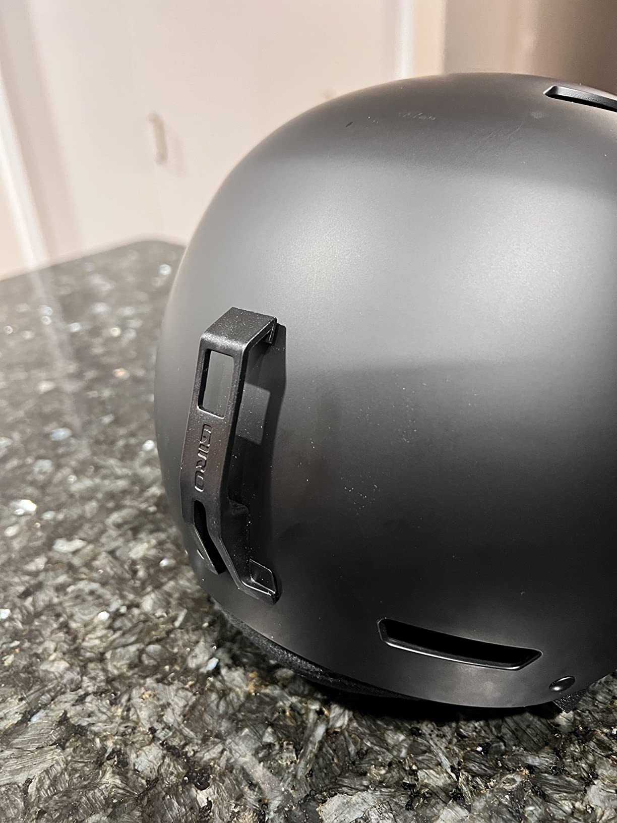 Giro Ledge Ski Helmet - Snowboarding Helmet for Men, Women and Youth customer photo 1