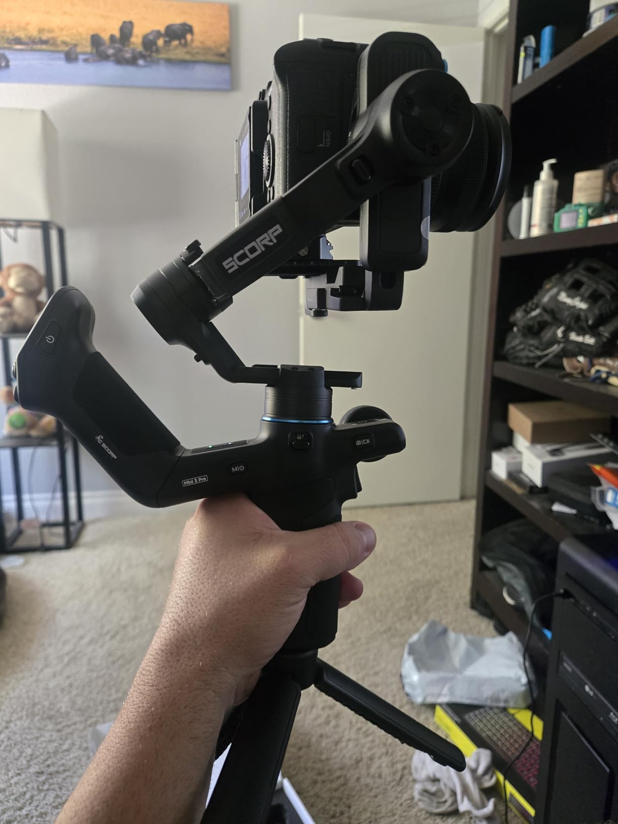 FeiyuTech SCORP Mini-3-Pro Gimbal Stabilizer for Camera Mirrorless/Compact/Action Cameras,Smartphone,18m AI Tracking,Detachable Remote Handle,4.4lbs Payload,3-axis Gimbal for Canon Sony Nikon customer photo 2