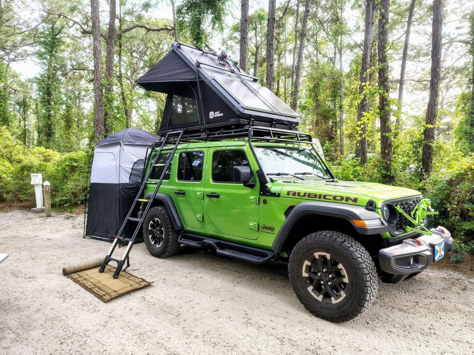 Solar Panel Rooftop Tent Hard Shell with Winter Thermal Layer customer photo 2
