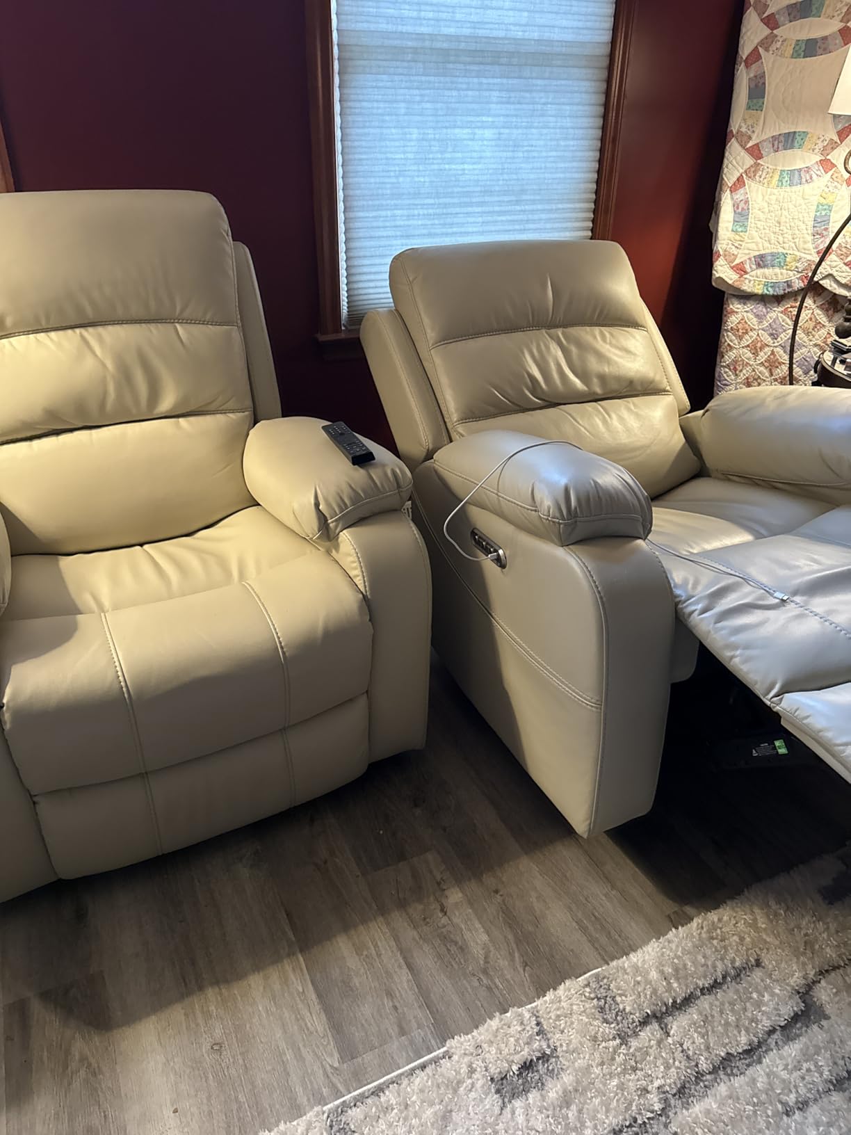 EONIX Dual Motor Zero Clearance Wall Hugger Power Recliner Chair, Brown customer photo 2