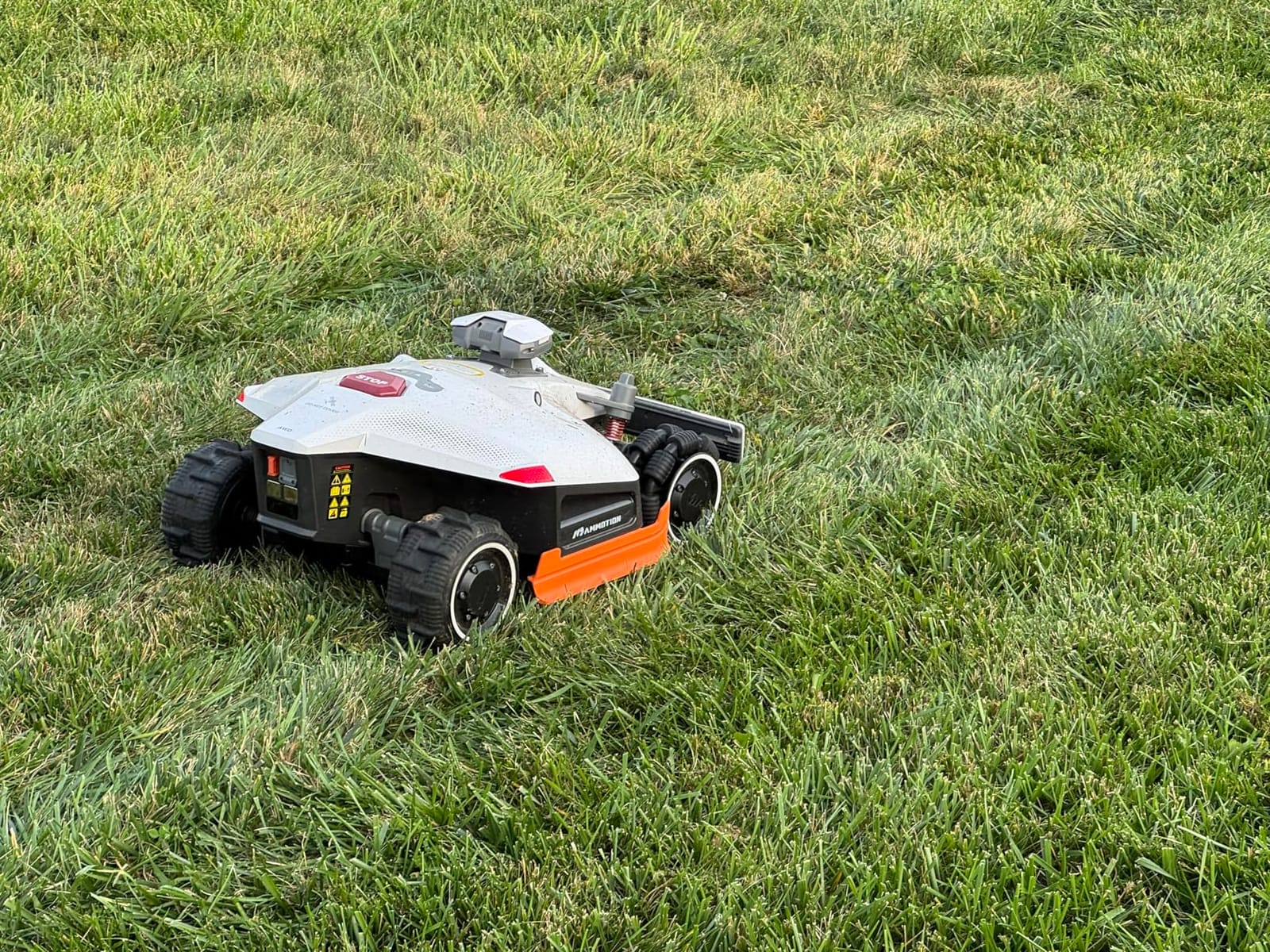 Mammotion LUBA 2 AWD 3000HX Robot Lawn Mower with 4G, All-Wheel-Drive for 80% Slope, Perimeter Wire Free for 0.75 Acre, UltraSense AI Vision & RTK Auto-Mapping, 2.2