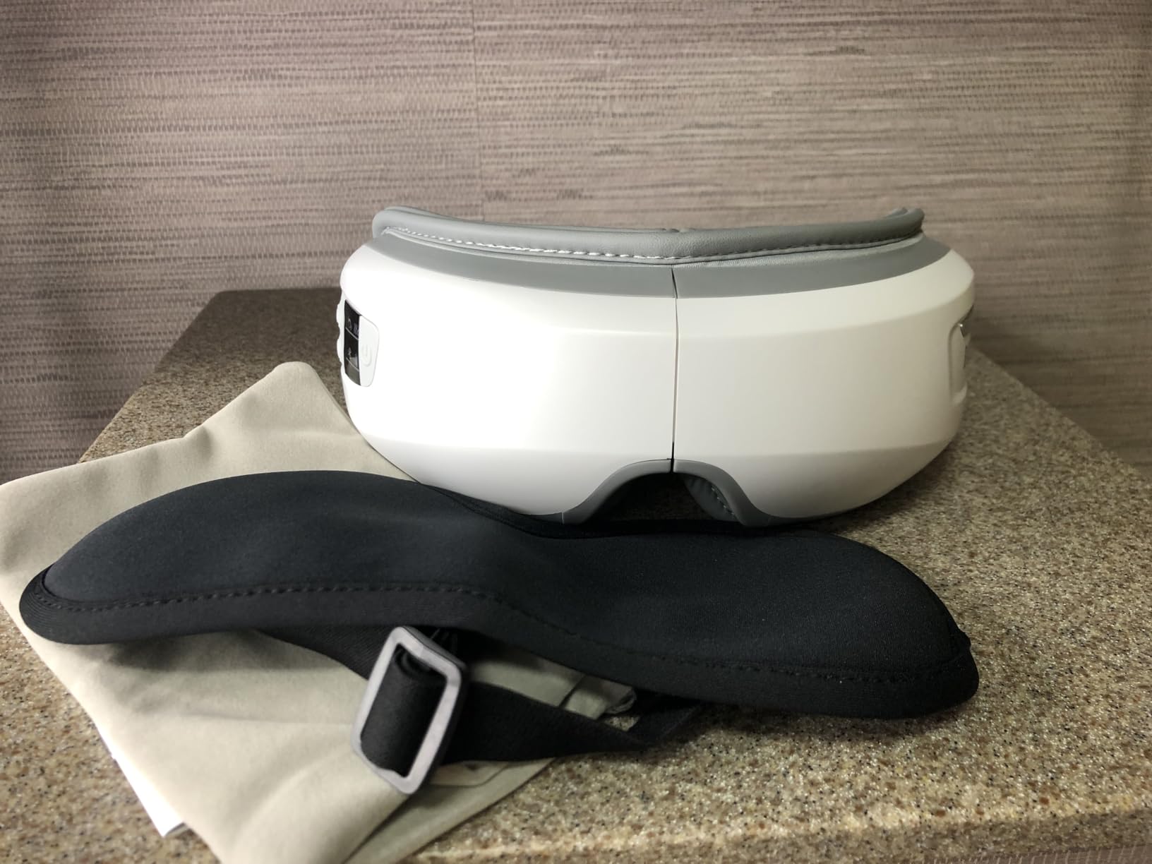Eye Massager with Heat and Cooling, Heated Massage Eye Mask customer photo 2