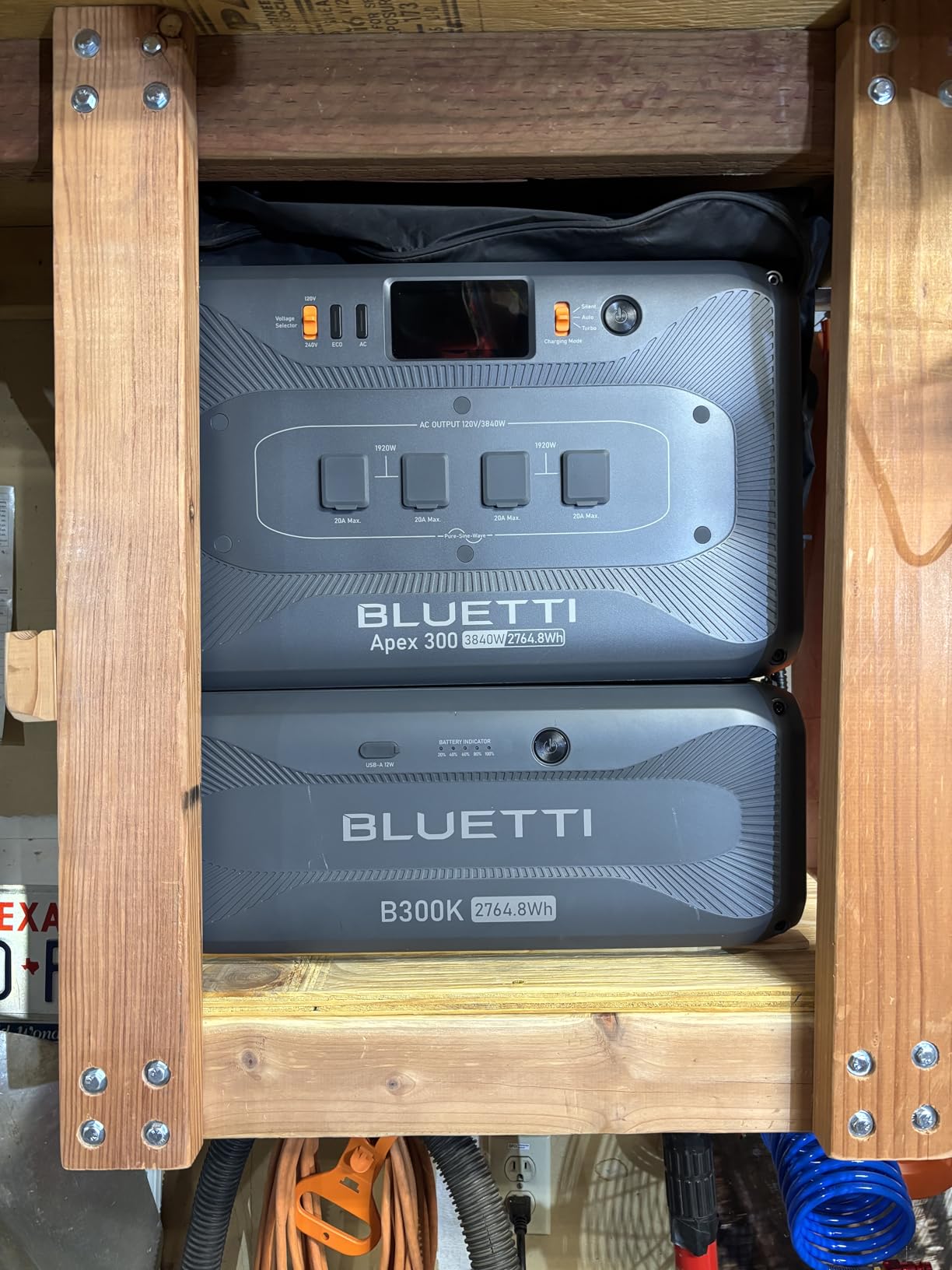 BLUETTI Apex 300 Solar Generator & B300K with TT-30 30A Cable Power Station customer photo 2