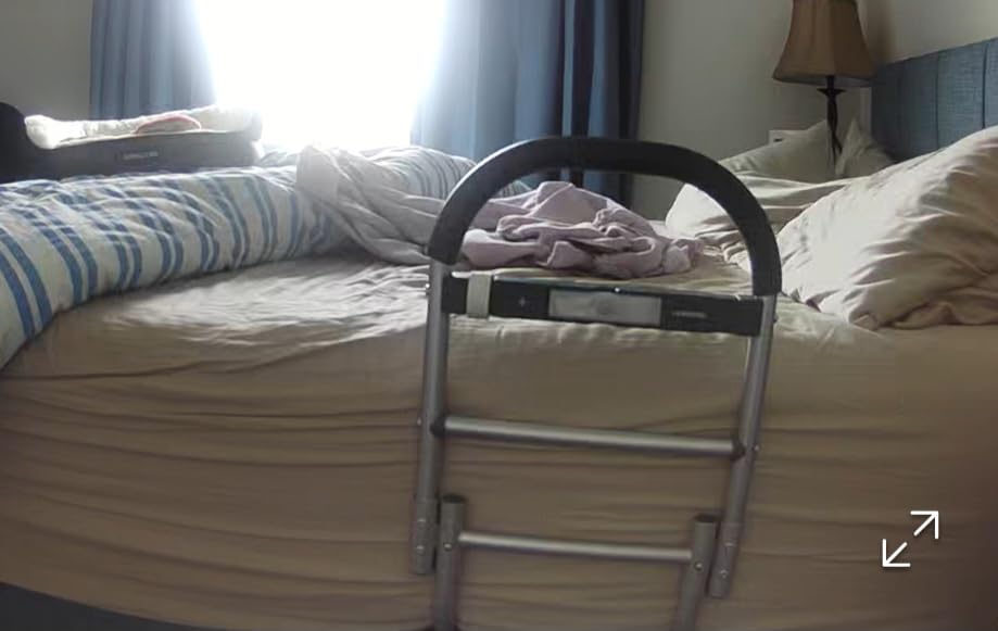Lunderg Bed Assist Rail for Seniors with Non-Slip Grab Bar customer photo 2