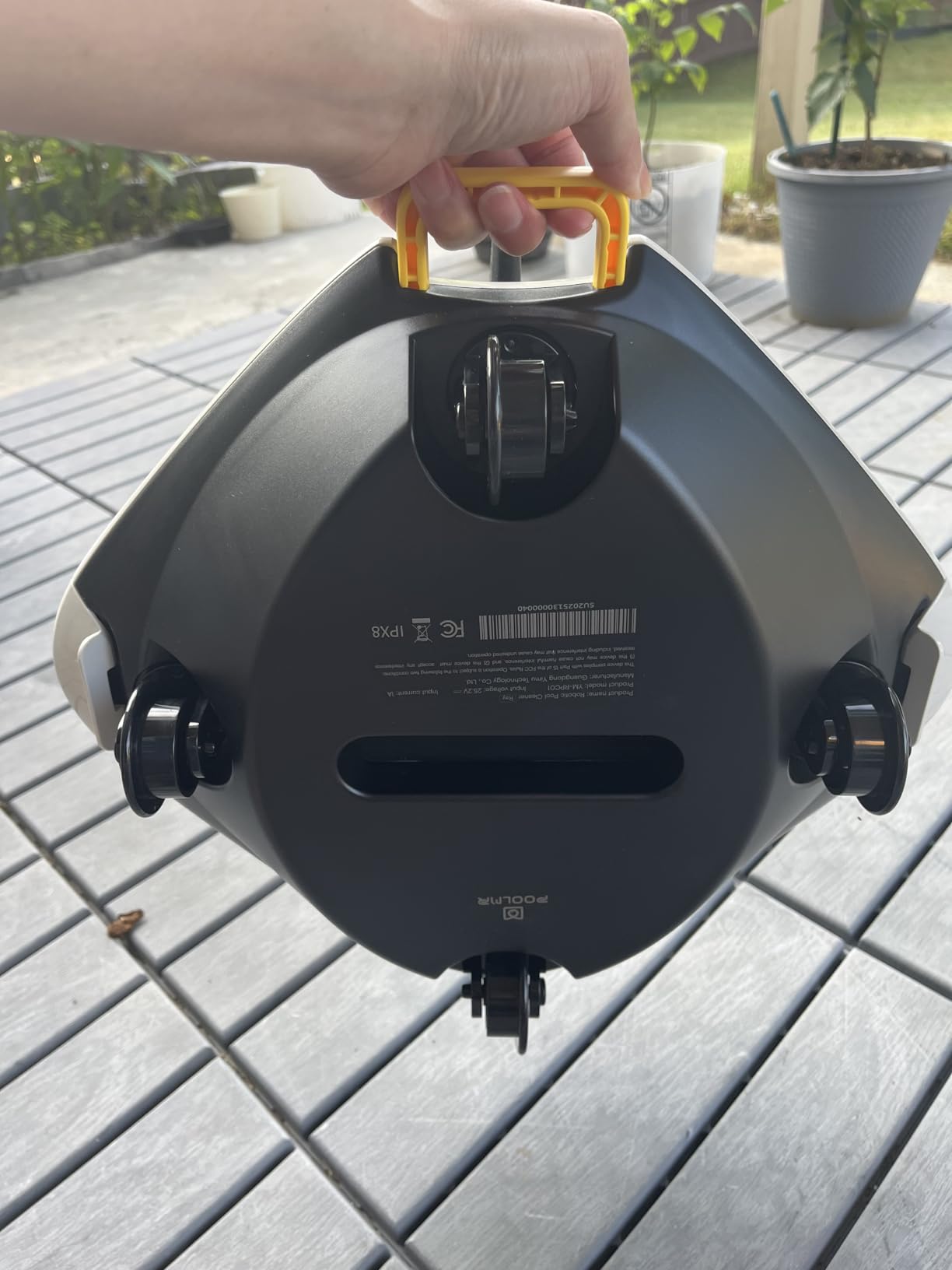 PoolMr Cordless Robot Pool Vacuum for Above Ground Pool,Grayish White customer photo 2