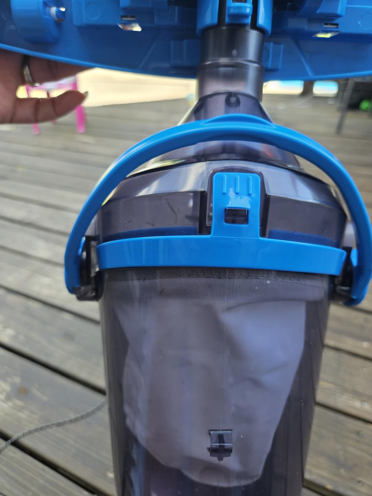 BIELMEIER Cordless Handheld Pool Vacuum 19 GPM with Telescopic Pole customer photo 2