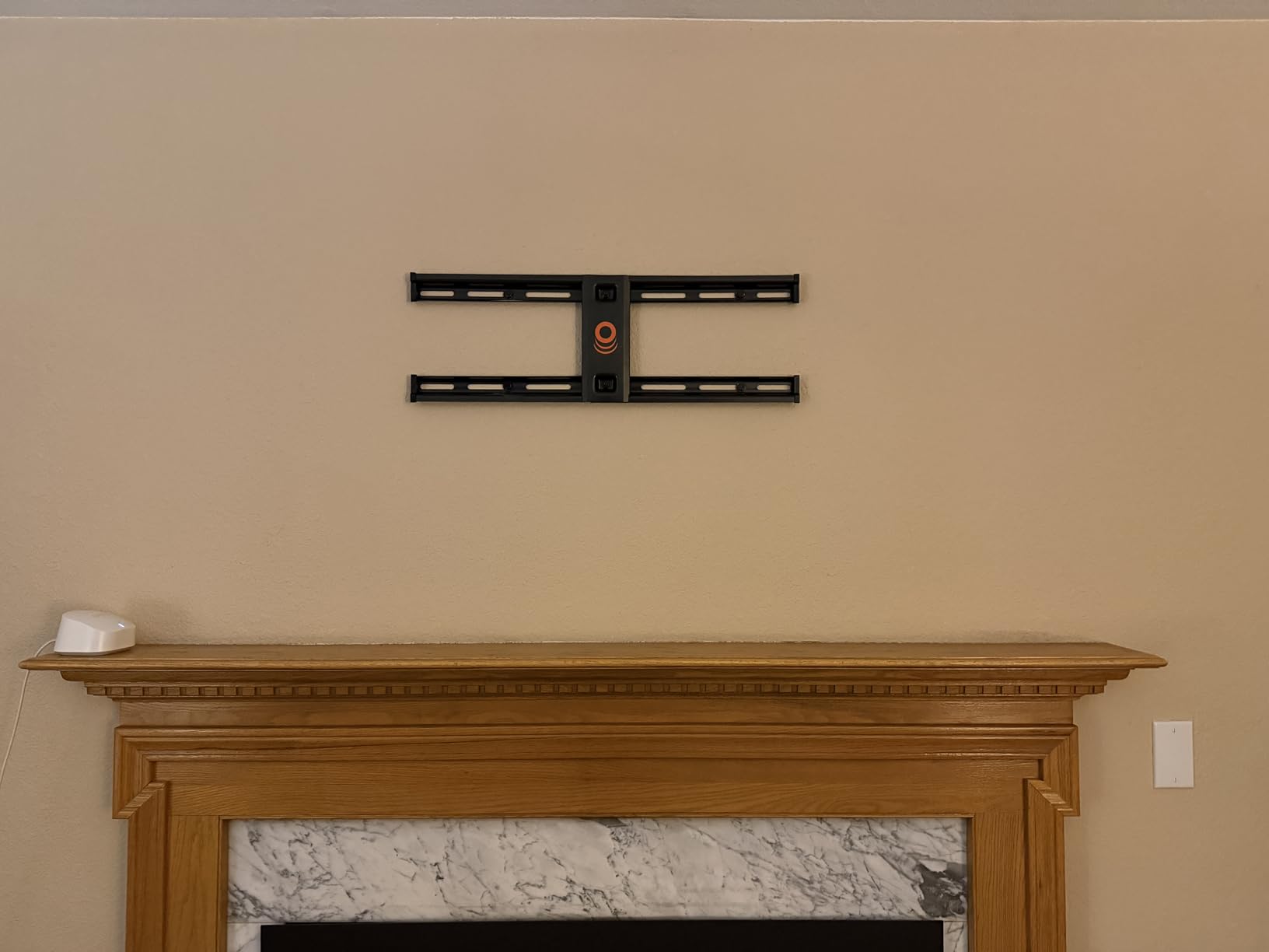 Stud Finder Wall Scanner, 5 in 1 Multifunction Stud Locator with Smart Sensor, HD LCD Display and Audio Alarm for The Center & Edge of Metal, Studs, AC Wire, and Pipe Detection (Tropical Orange) customer photo 2